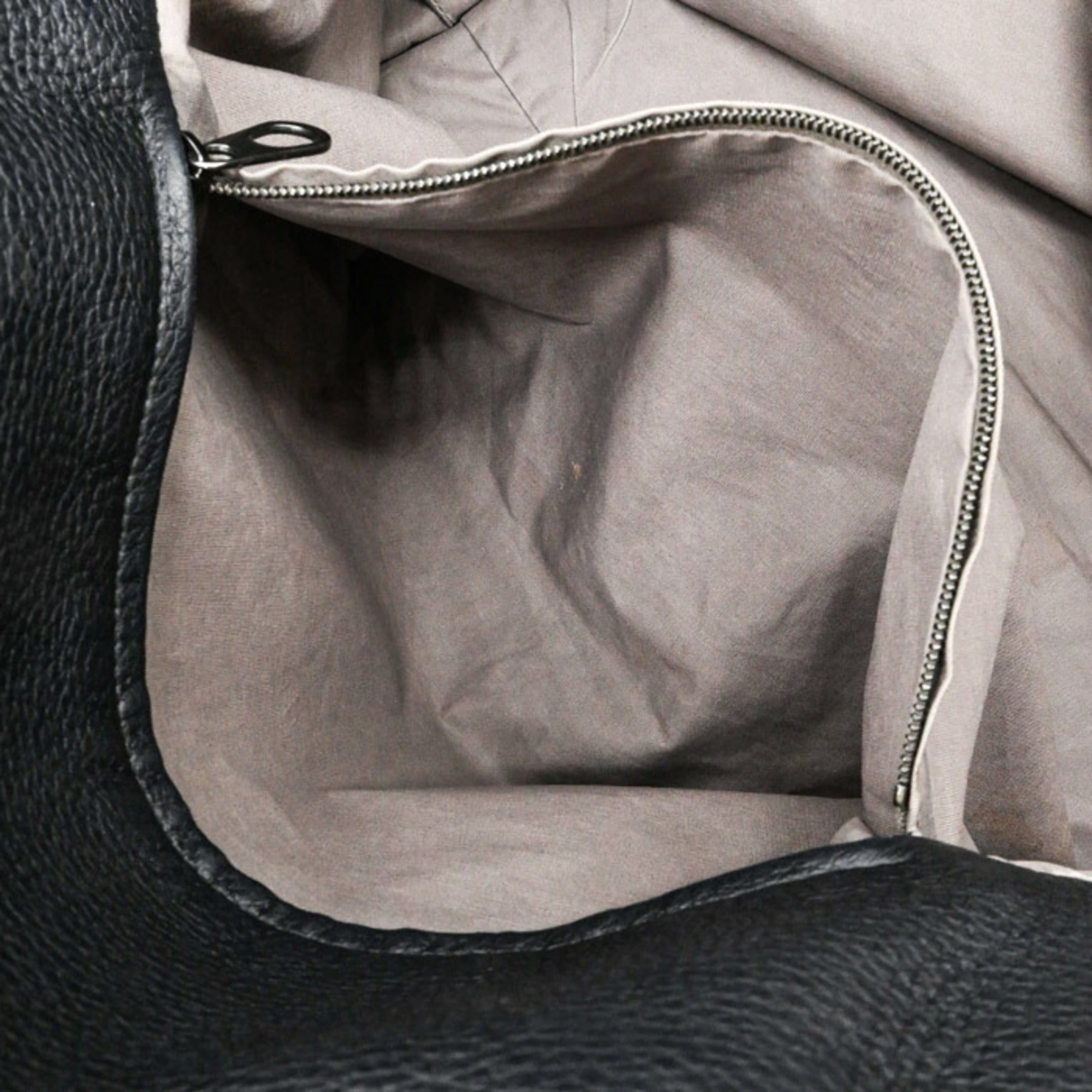 Bottega Veneta Black Intrecciato Tote Bag (Pre-Owned)