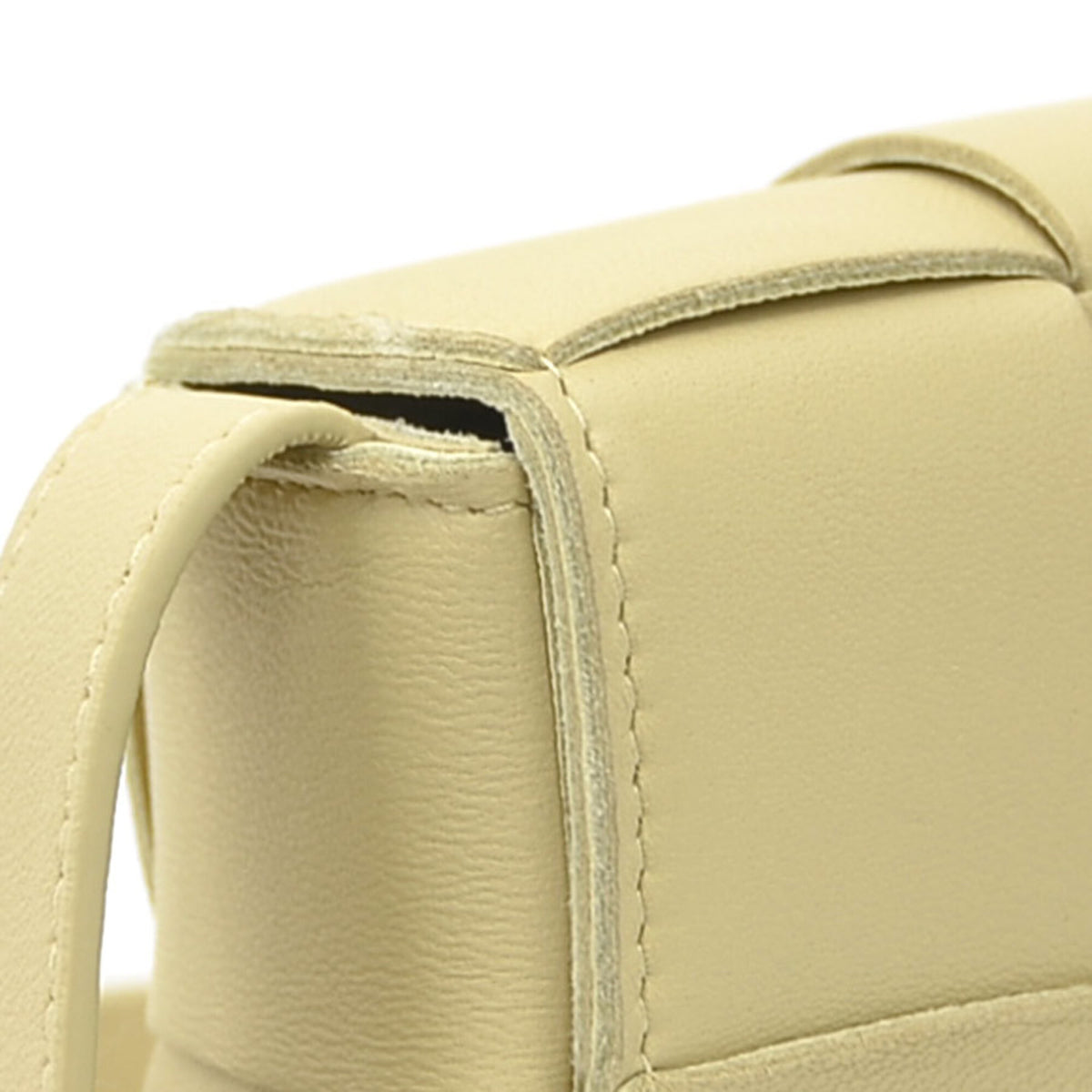 Bottega Veneta Beige Leather Shoulder Bag (Pre-Owned)