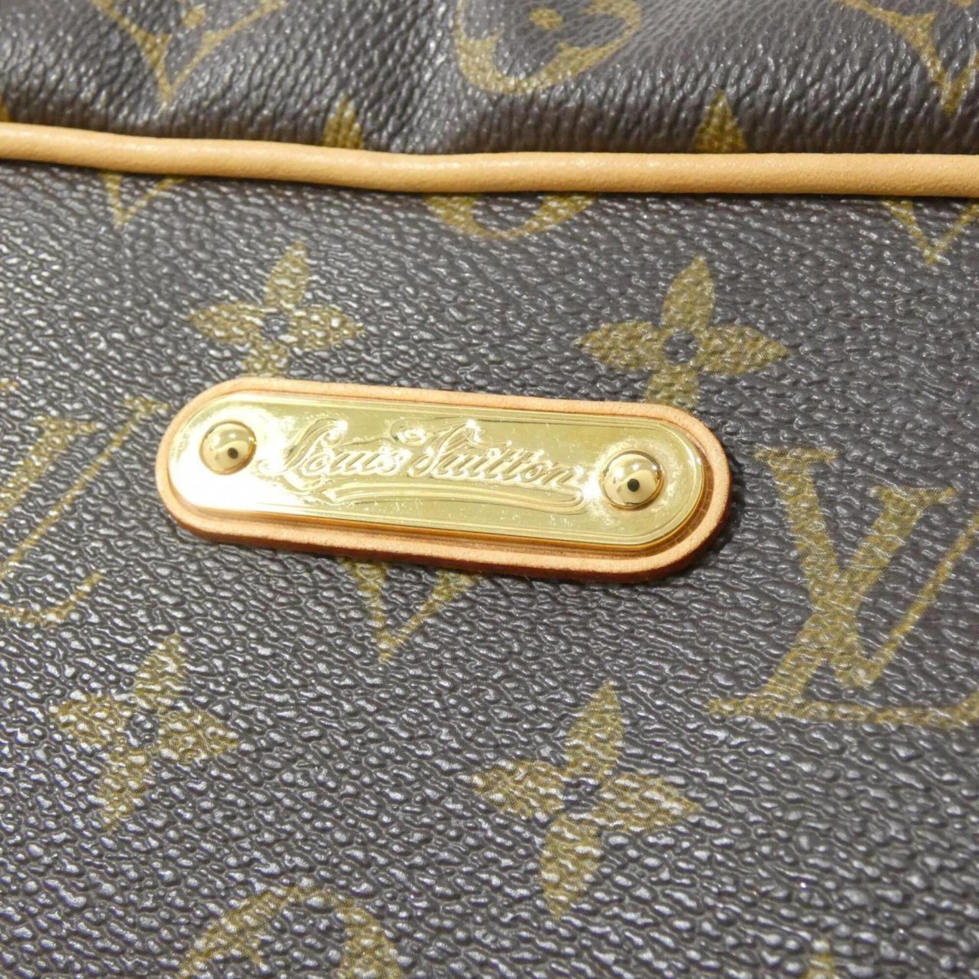 Louis Vuitton Marron Coated Canvas Shoulder Bag (Pre-Owned)
