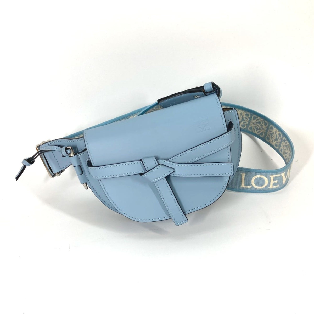 Loewe Blue Leather Shoulder Bag (Pre-Owned)