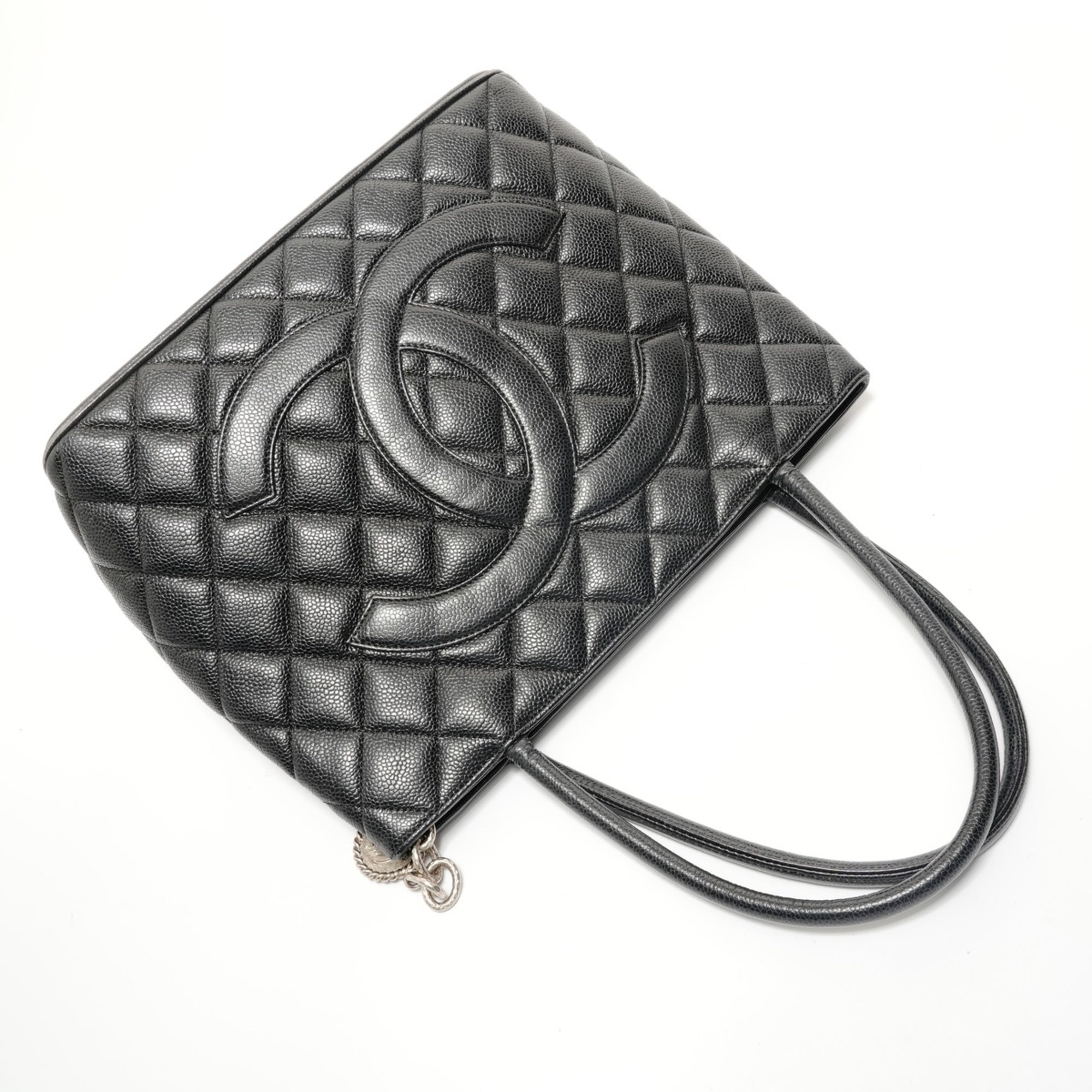Chanel Black Grained Calfskin Tote Bag (Pre-Owned)