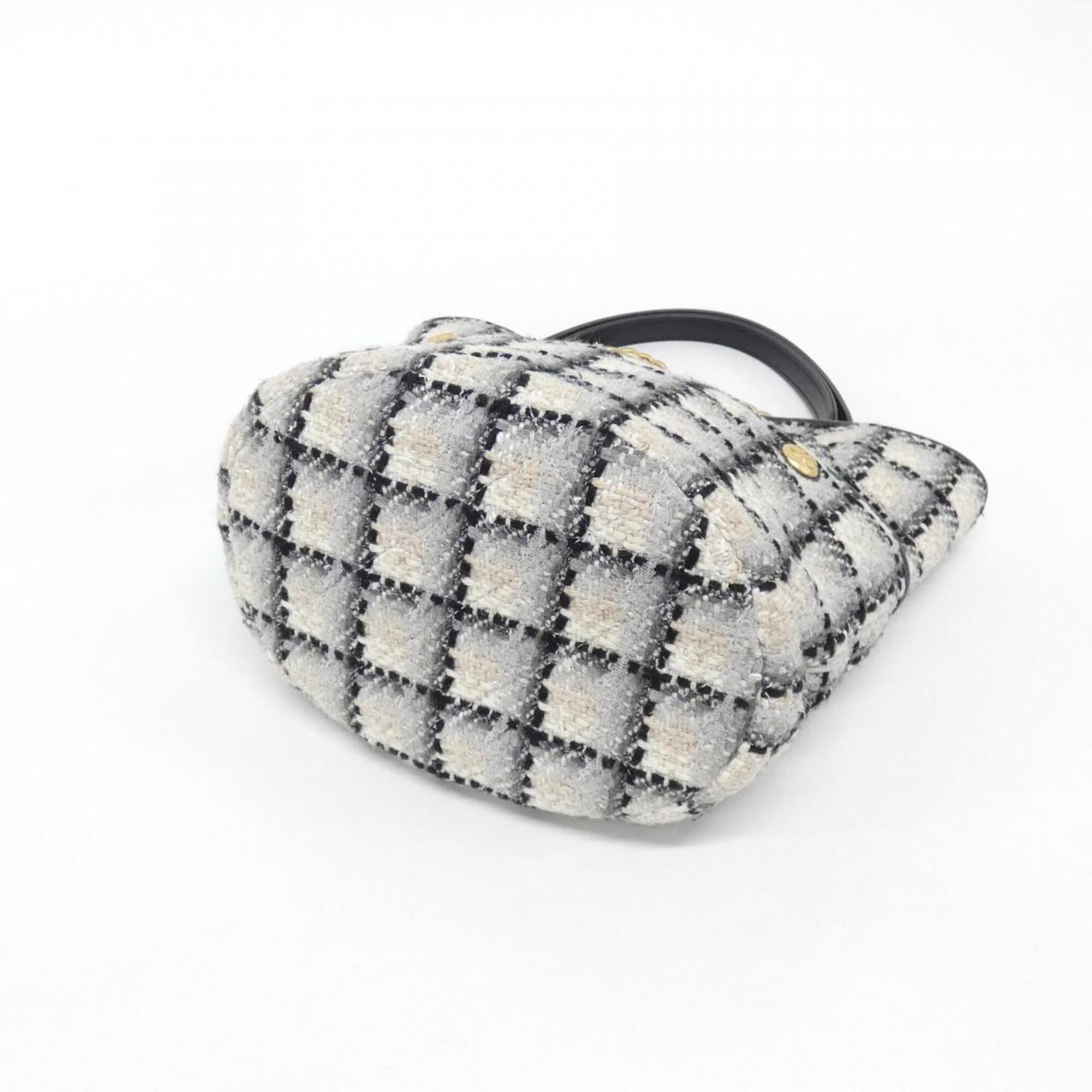 Chanel Beige Black Gray Cotton Wool Tweed Shoulder Bag (Pre-Owned)