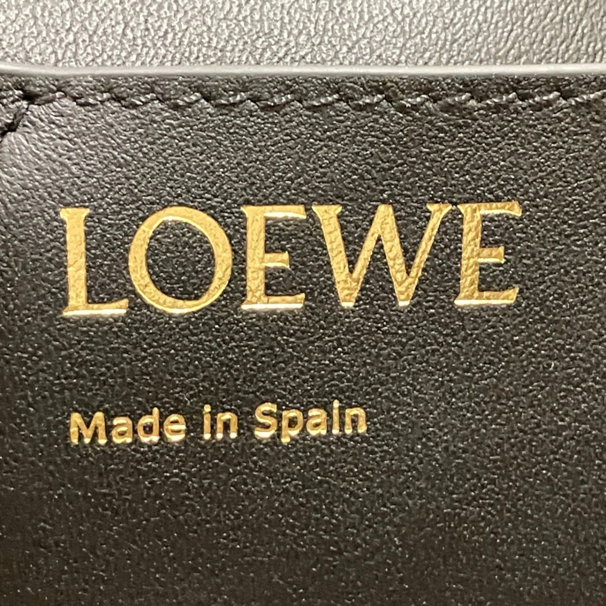 Loewe Black Leather Tote Bag (Pre-Owned)