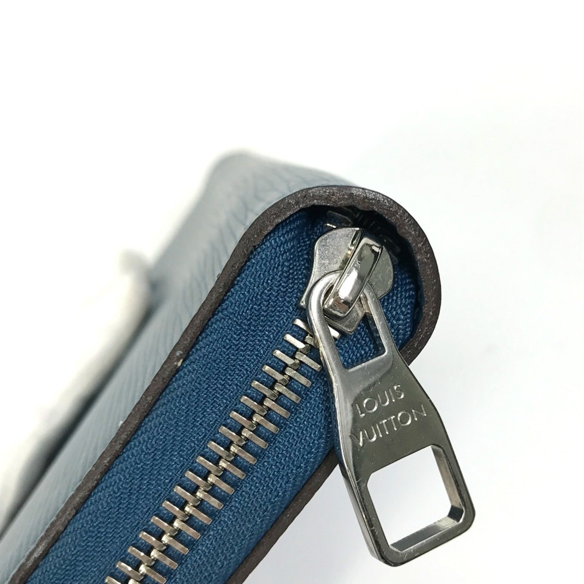 Louis Vuitton Epi Navy Epi Leather Long Wallet (Bi-Fold) (Pre-Owned)