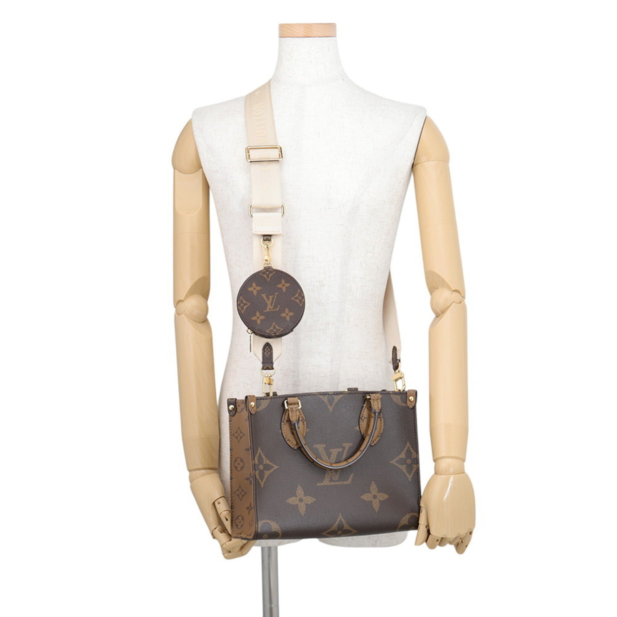 Louis Vuitton Red Color Monogram Reverse Handbag (Pre-Owned)