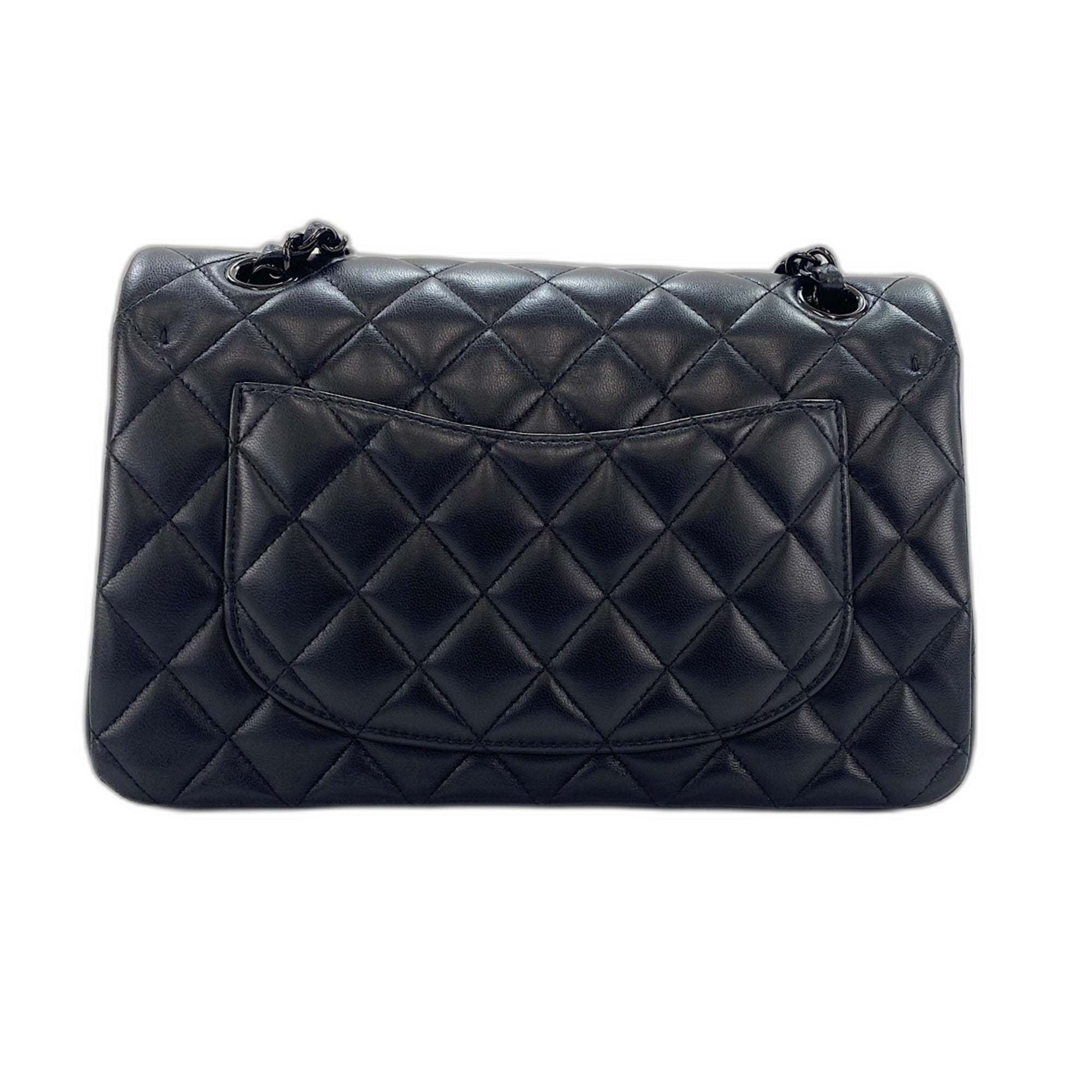 Chanel Black Shoulder Bag (Pre-Owned)