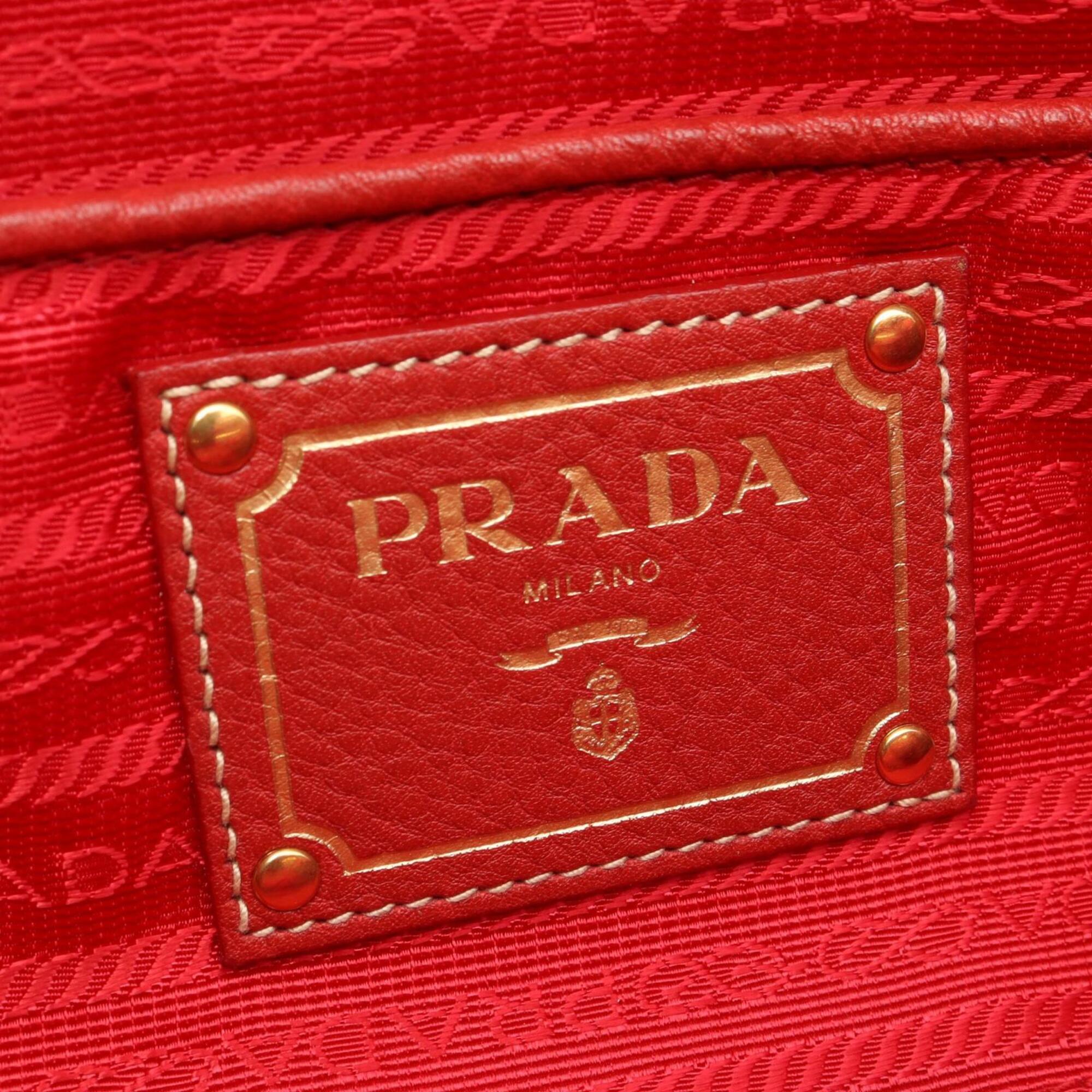 Prada Red Color Leather Handbag (Pre-Owned)