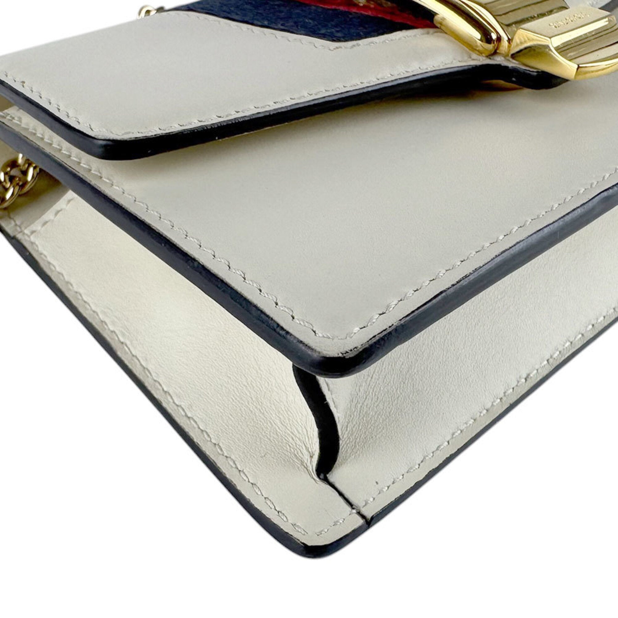 Gucci Gold Ivory Leather Metal Shoulder Bag (Pre-Owned)