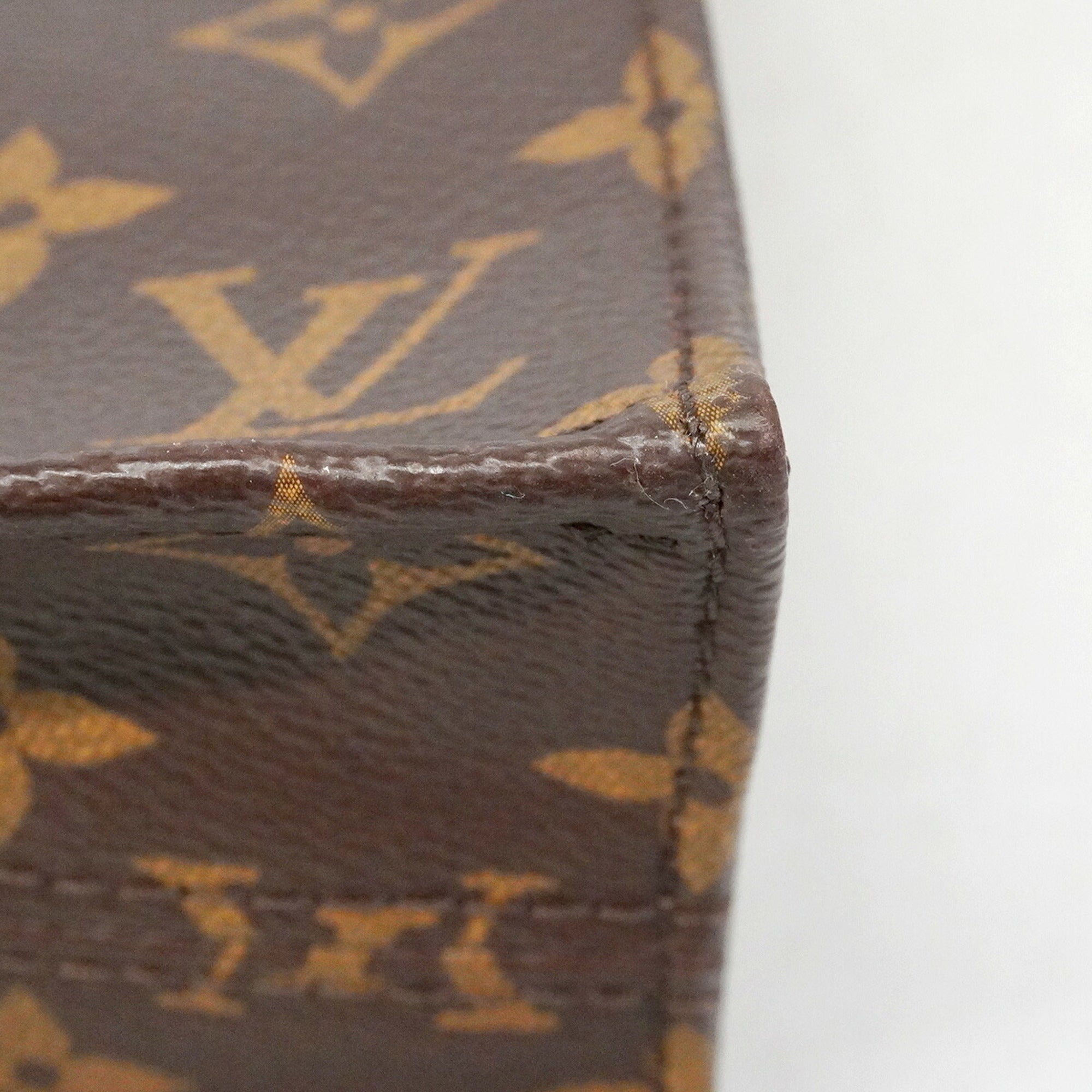 Louis Vuitton Brown Tote Bag (Pre-Owned)