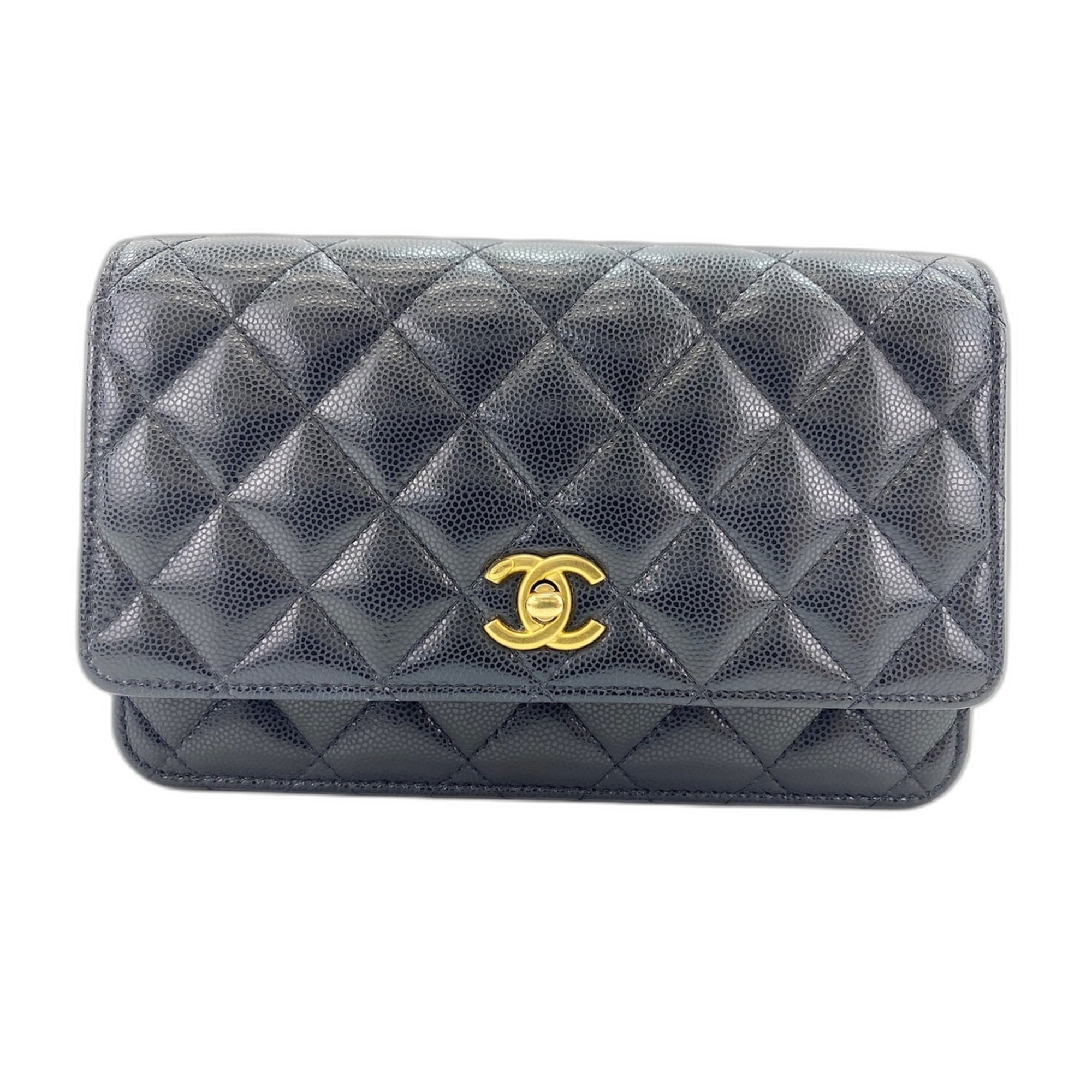 Chanel Black Shoulder Bag (Pre-Owned)