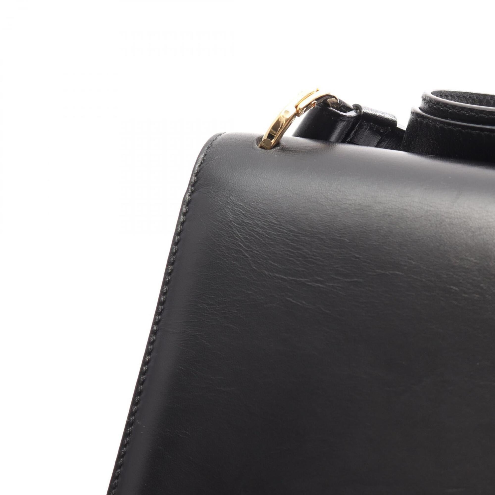 Salvatore Ferragamo Black Leather Handbag Shoulder Bag (Pre-Owned)