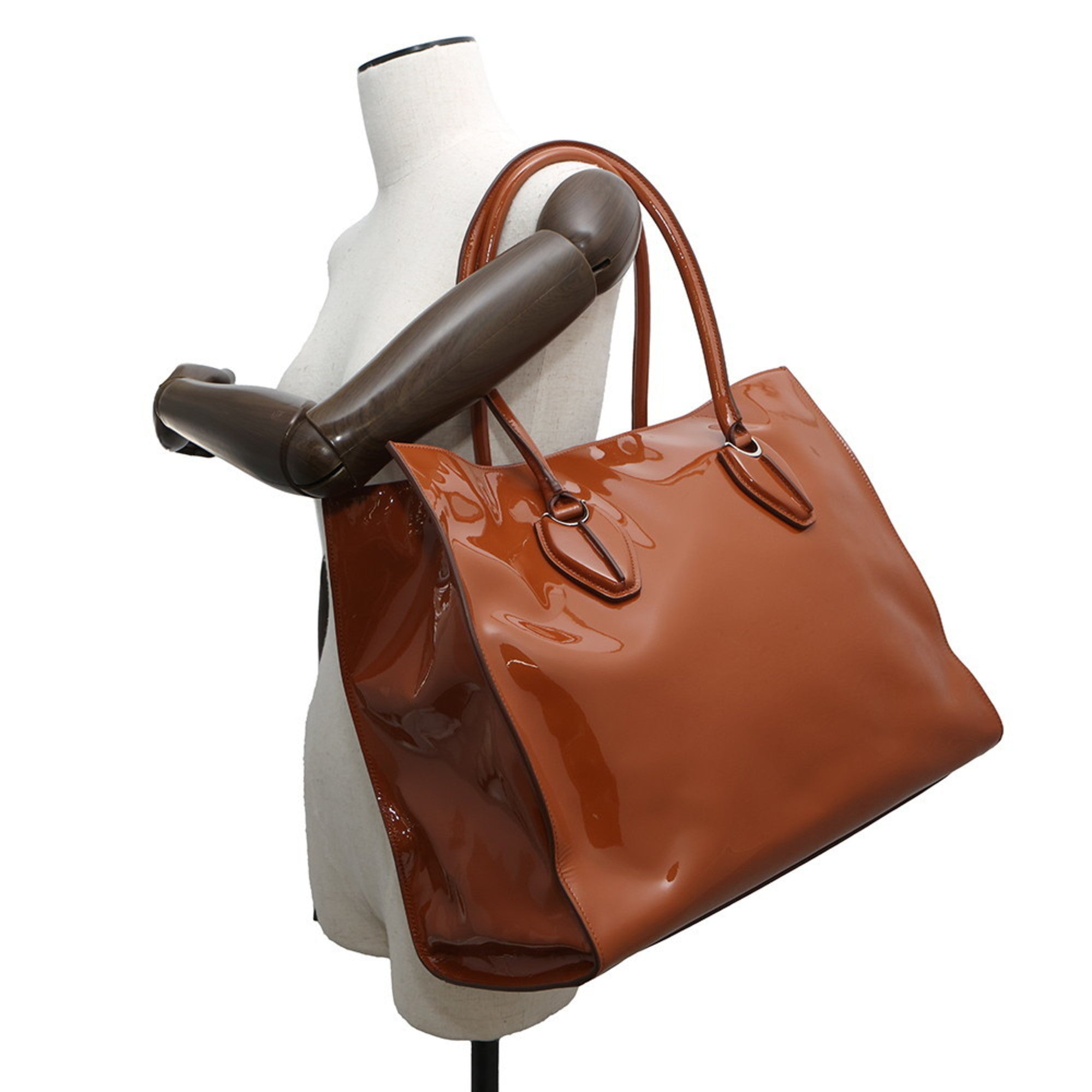 Tod's Brown Patent Leather Tote Bag (Pre-Owned)