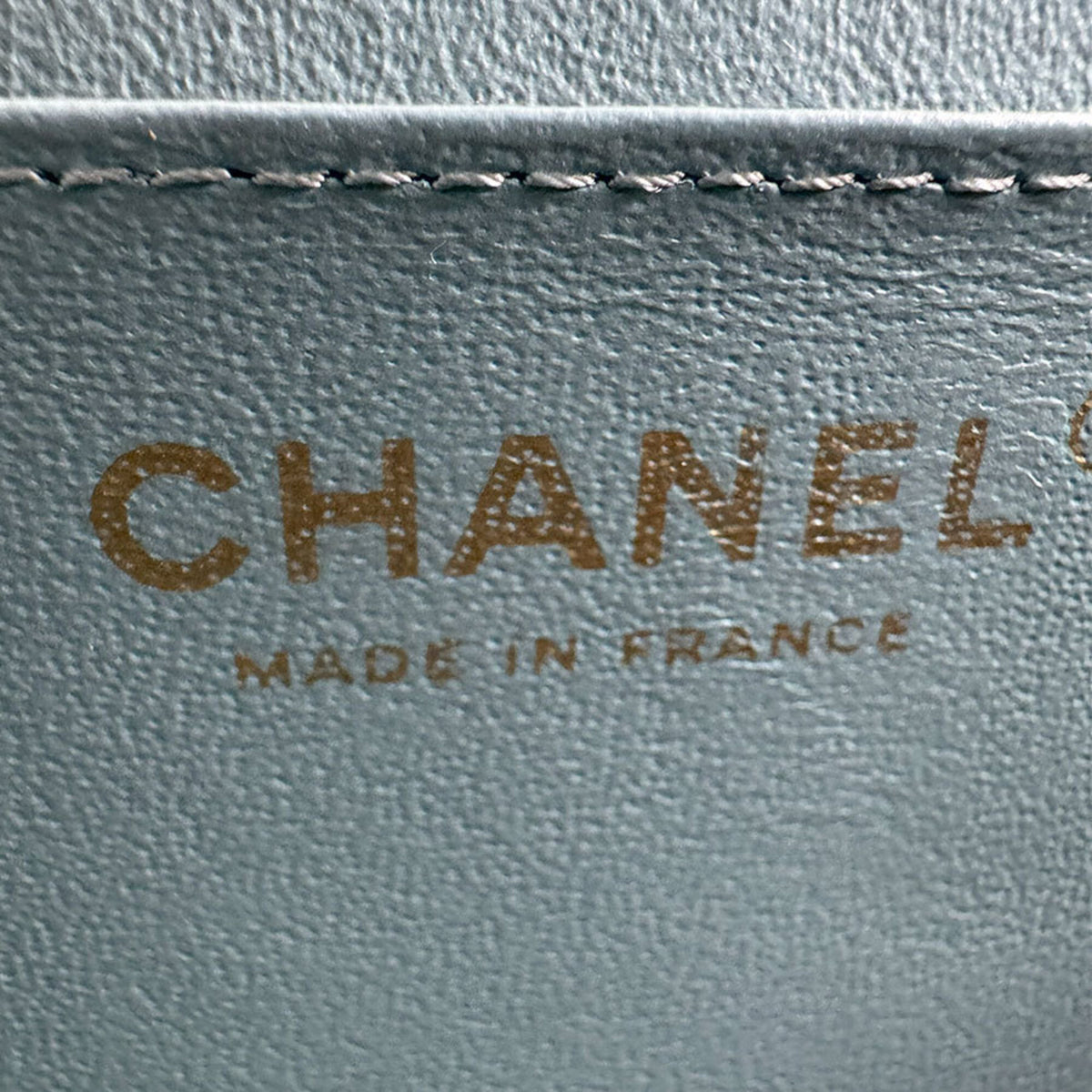 Chanel Blue Gray Leather Shoulder Bag (Pre-Owned)