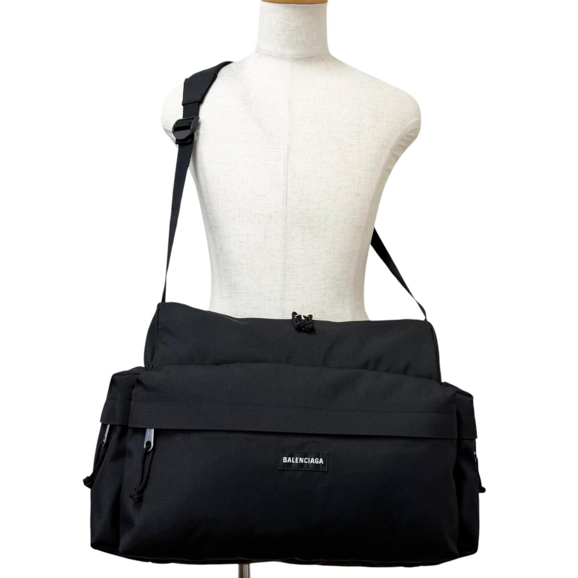Balenciaga Black Polyamide Shoulder Bag (Pre-Owned)