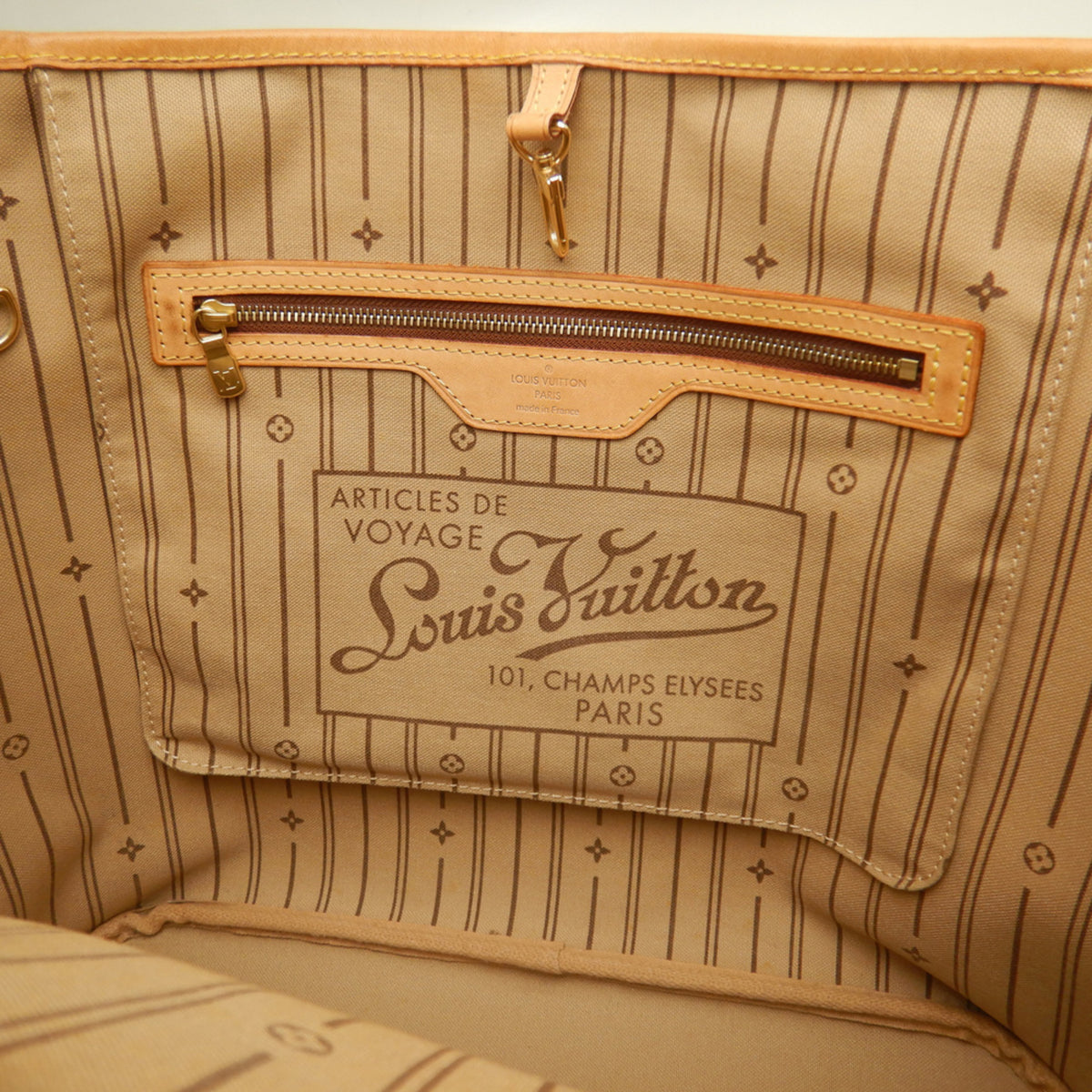 Louis Vuitton Brown Monogram Canvas Tote Bag (Pre-Owned)