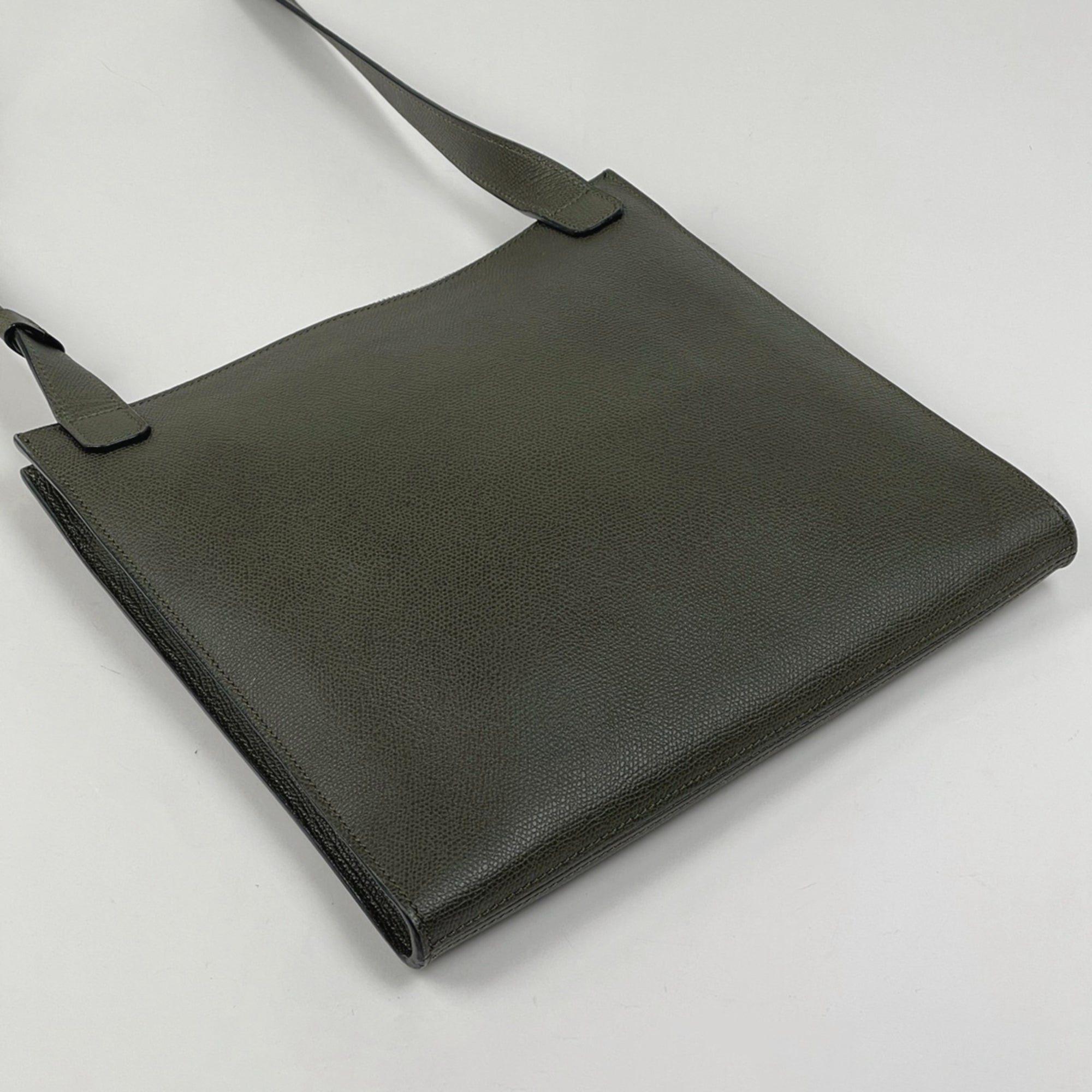 Valextra Green Khaki Leather Shoulder Bag (Pre-Owned)