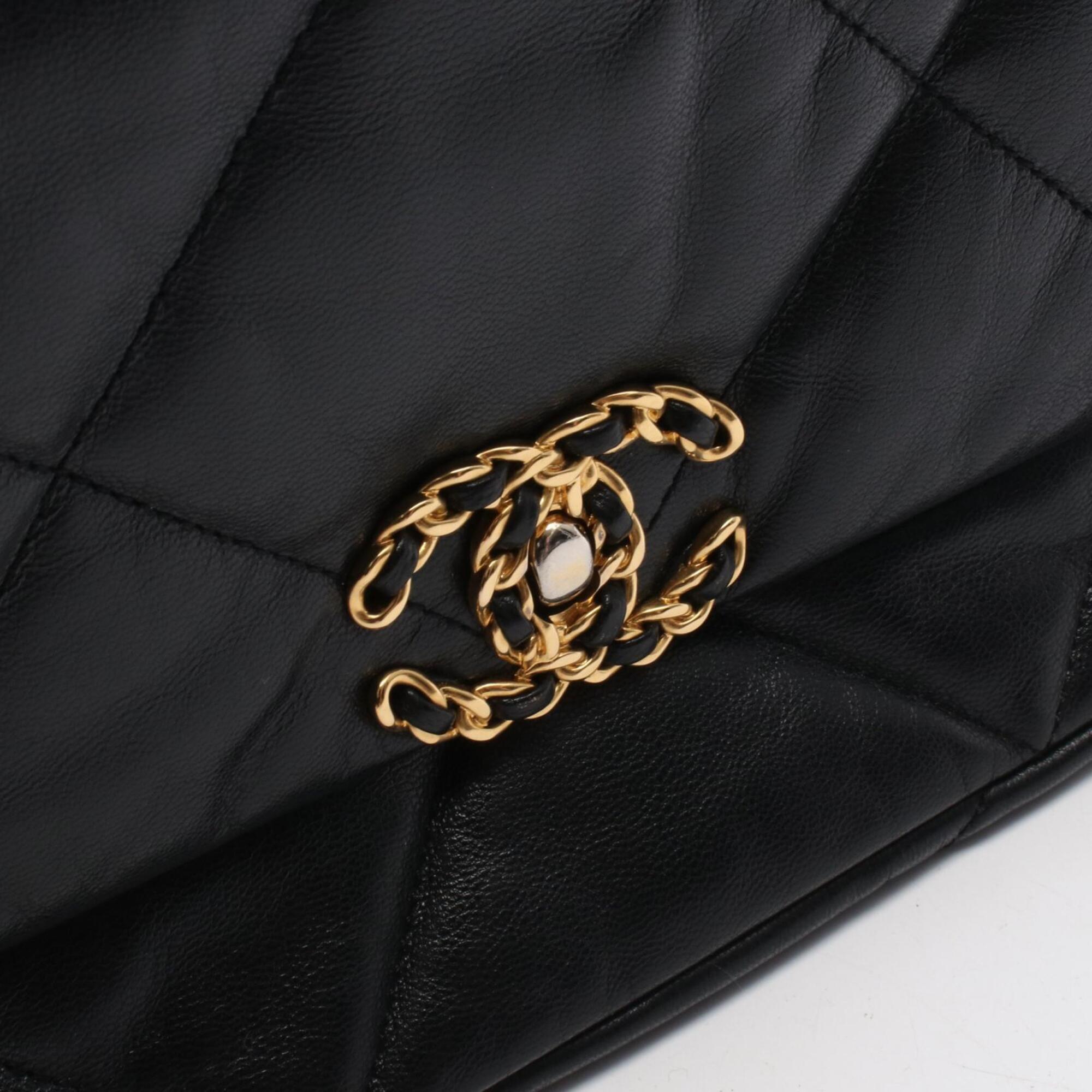 Chanel Black Leather Handbag Shoulder Bag (Pre-Owned)
