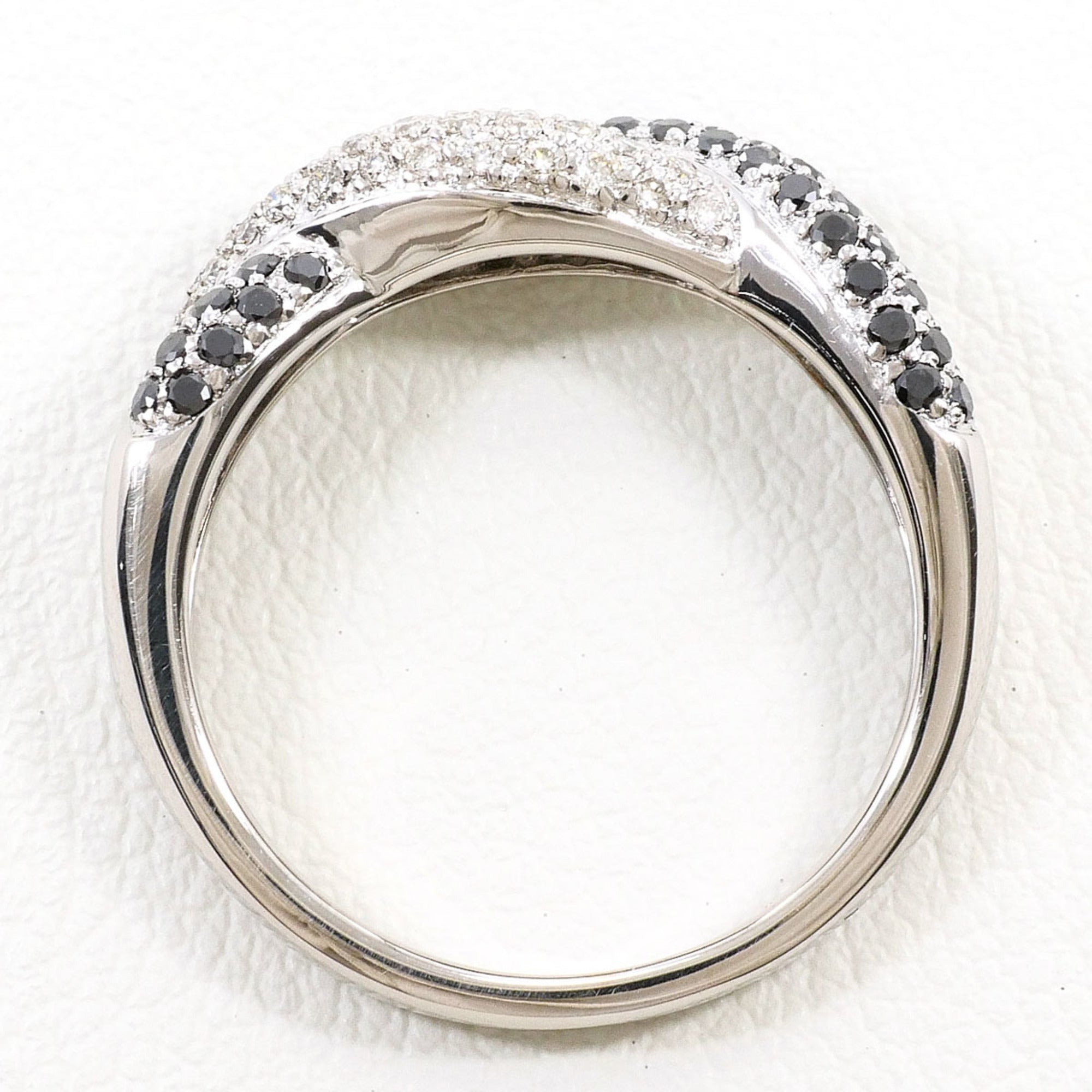 Unbranded Black White Gold White Gold (18K) Band Ring (Pre-Owned)