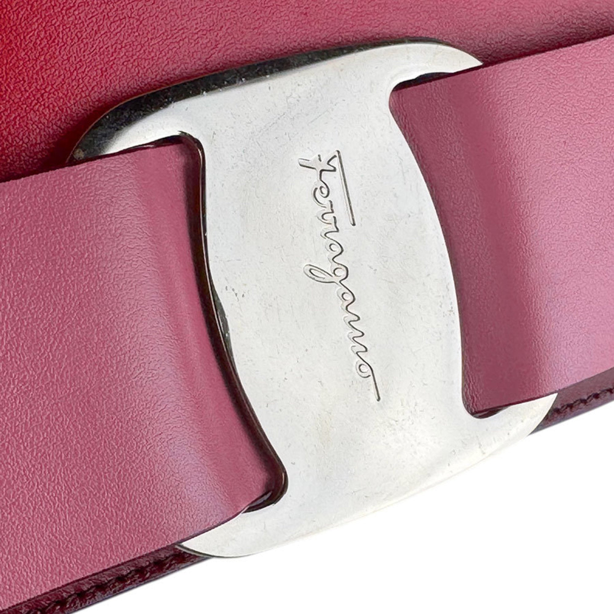 Salvatore Ferragamo Pink Red Color Leather Shoulder Bag (Pre-Owned)