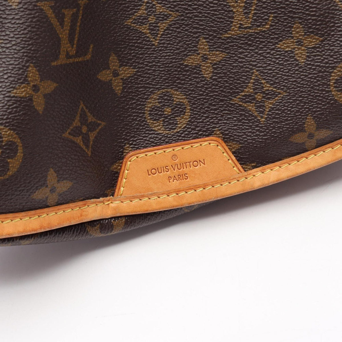 Louis Vuitton Brown Coated Canvas Leather Handbag Shoulder Bag (Pre-Owned)