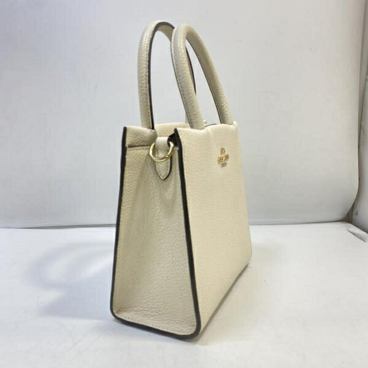 Coach White Handbag Shoulder Bag (Pre-Owned)