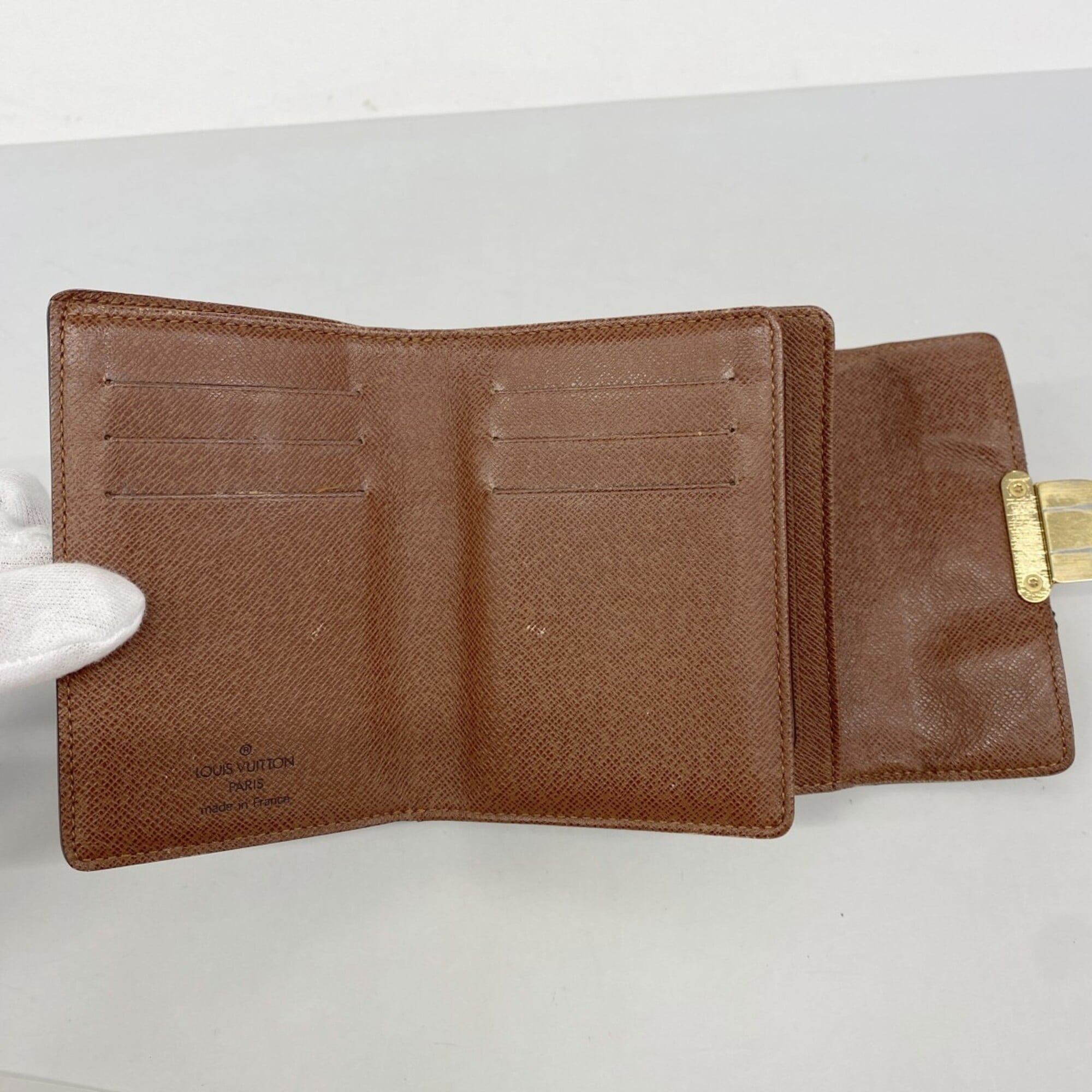 Louis Vuitton Brown Wallet (Tri-Fold) (Pre-Owned)