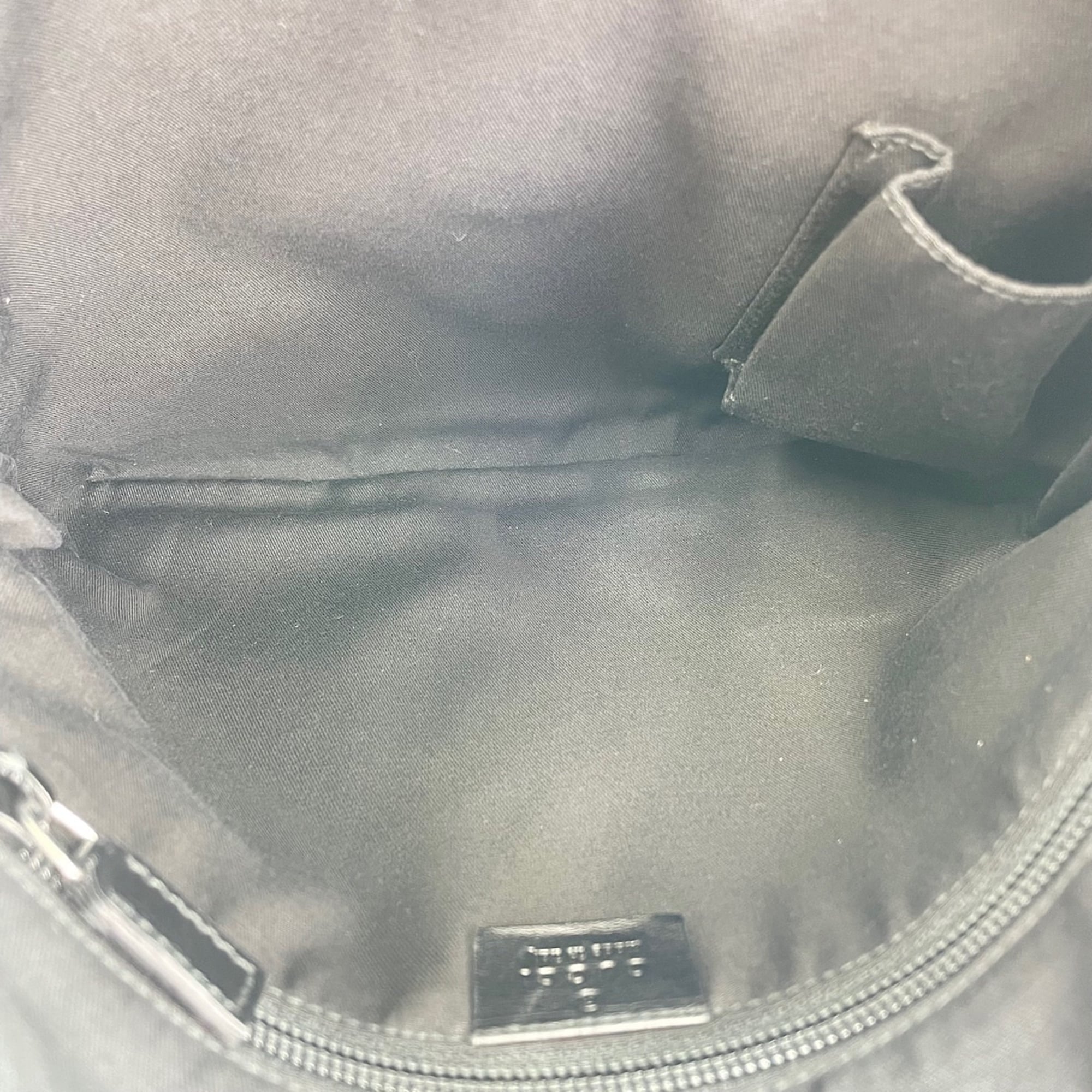 Gucci Black Shoulder Bag (Pre-Owned)