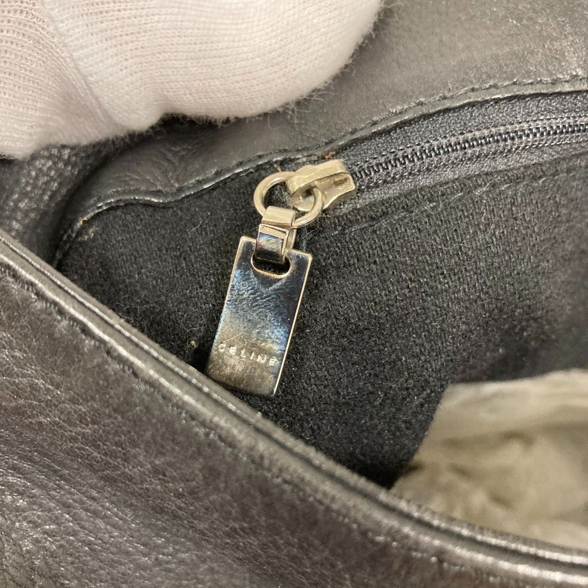 Celine Black Leather Shoulder Bag (Pre-Owned)