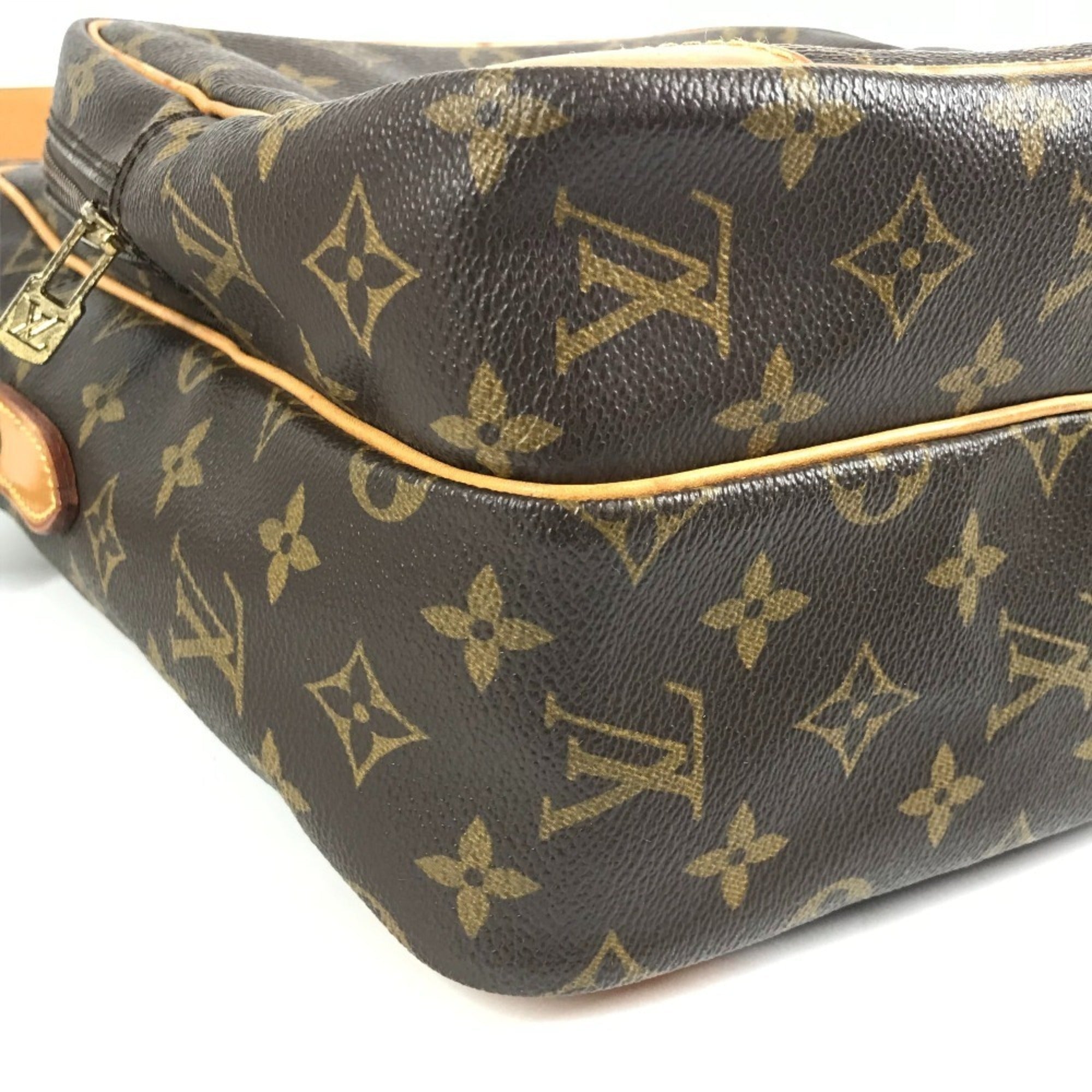 Louis Vuitton Brown Monogram Monogram Pochette Shoulder Bag (Pre-Owned)