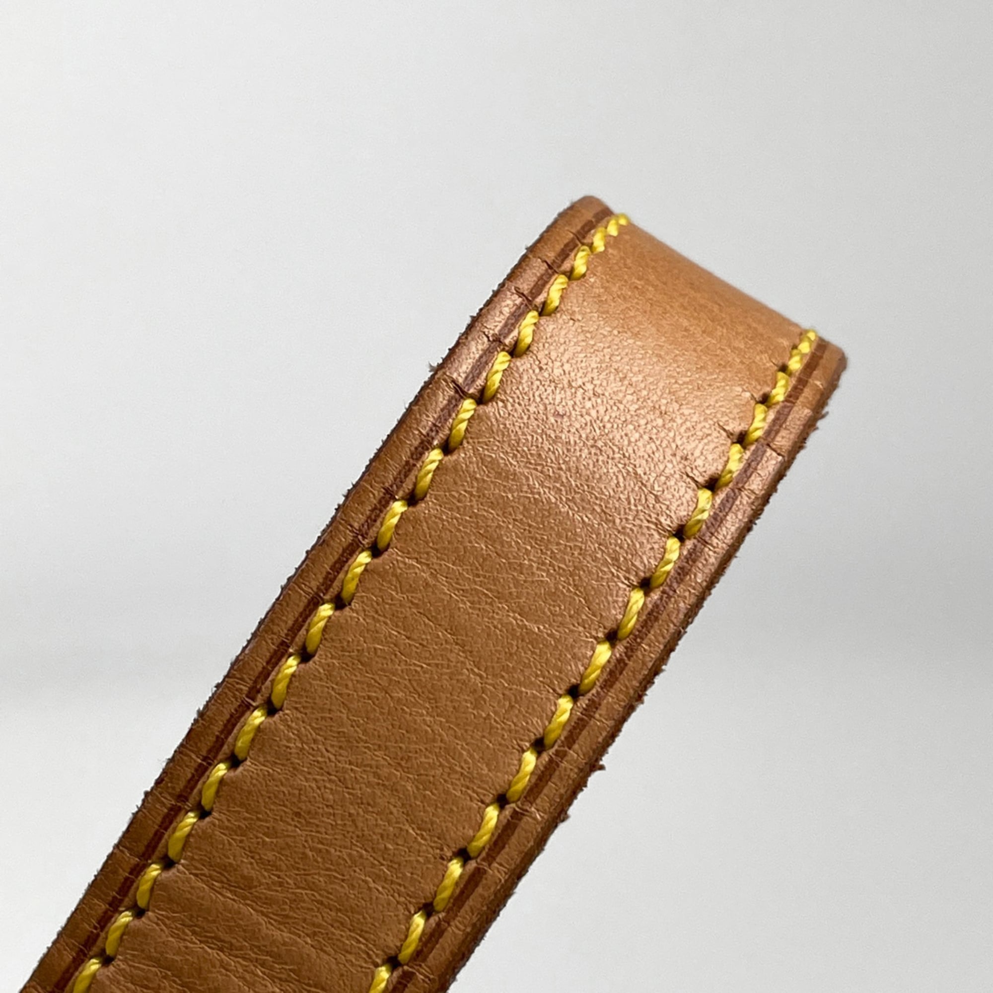 Louis Vuitton Brown Monogram Monogram Shoulder Bag (Pre-Owned)