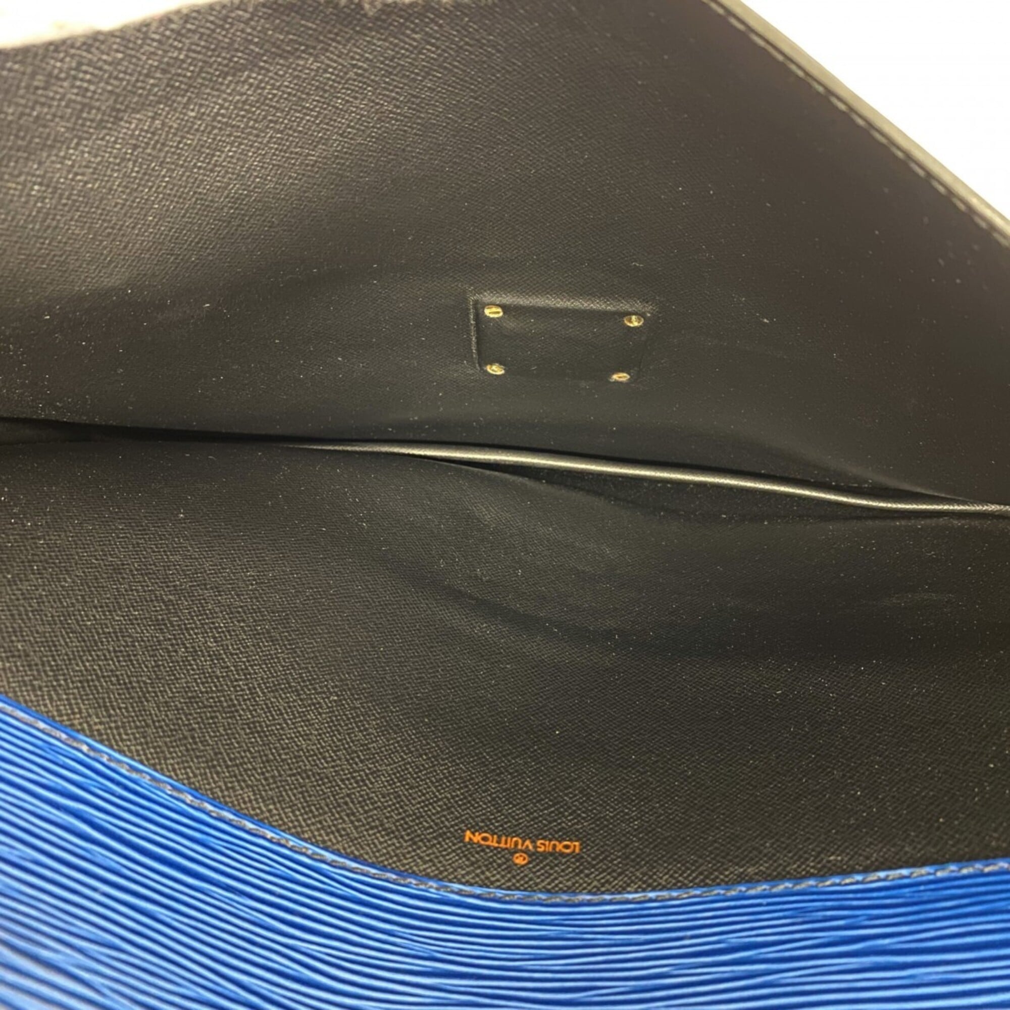 Louis Vuitton Toledo Blue Clutch Bag (Pre-Owned)