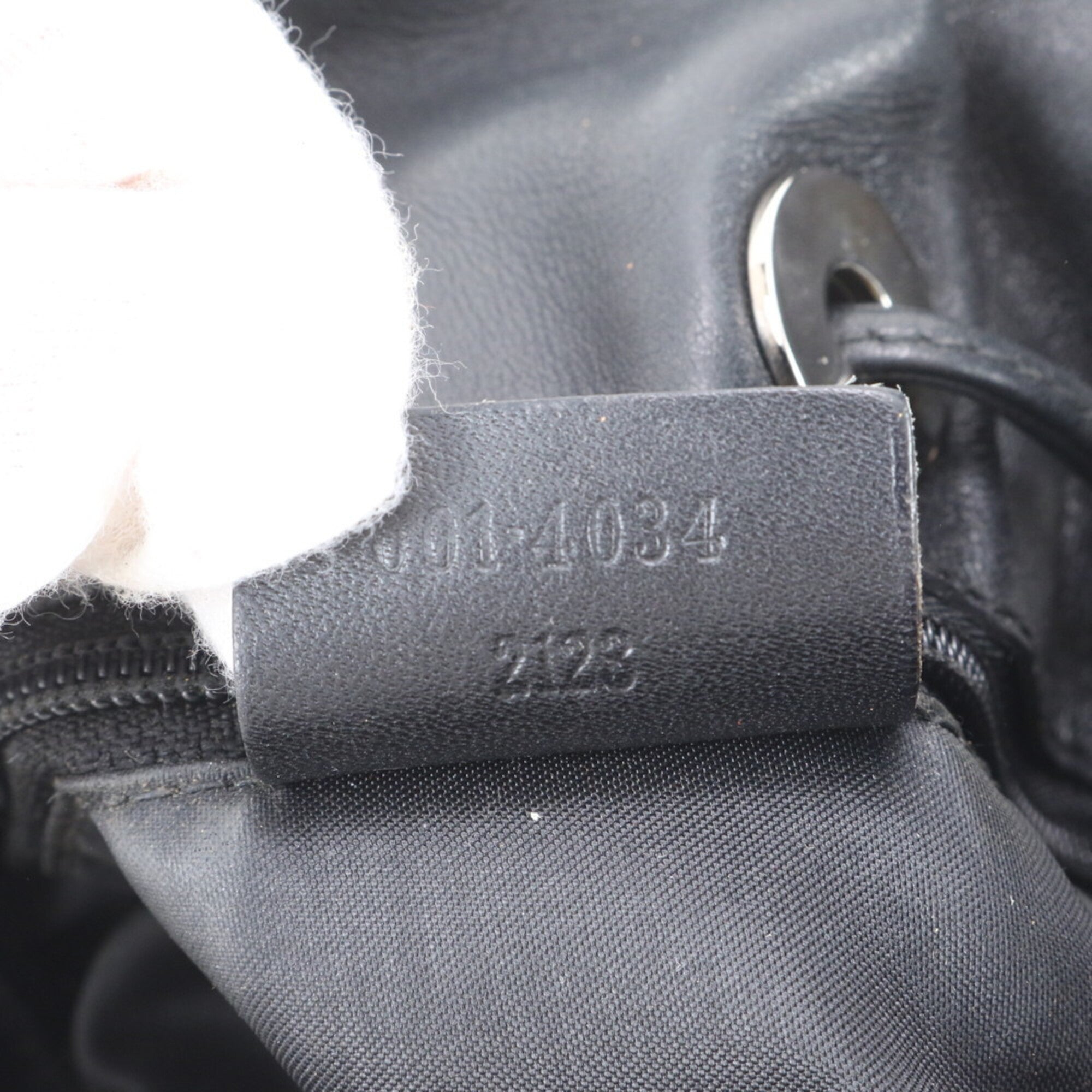 Gucci Black Leather Nylon Shoulder Bag (Pre-Owned)