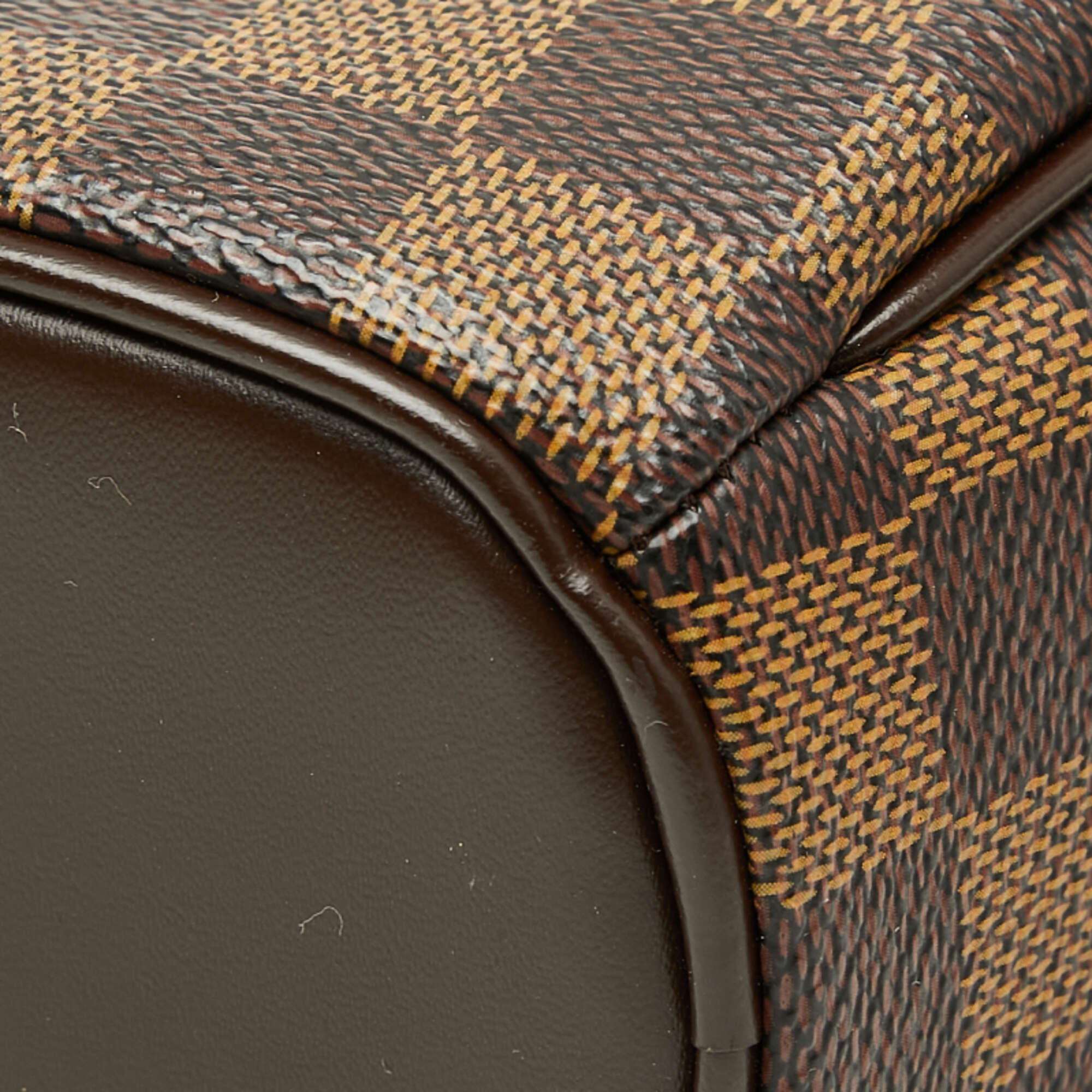 Louis Vuitton Brown Leather Handbag (Pre-Owned)
