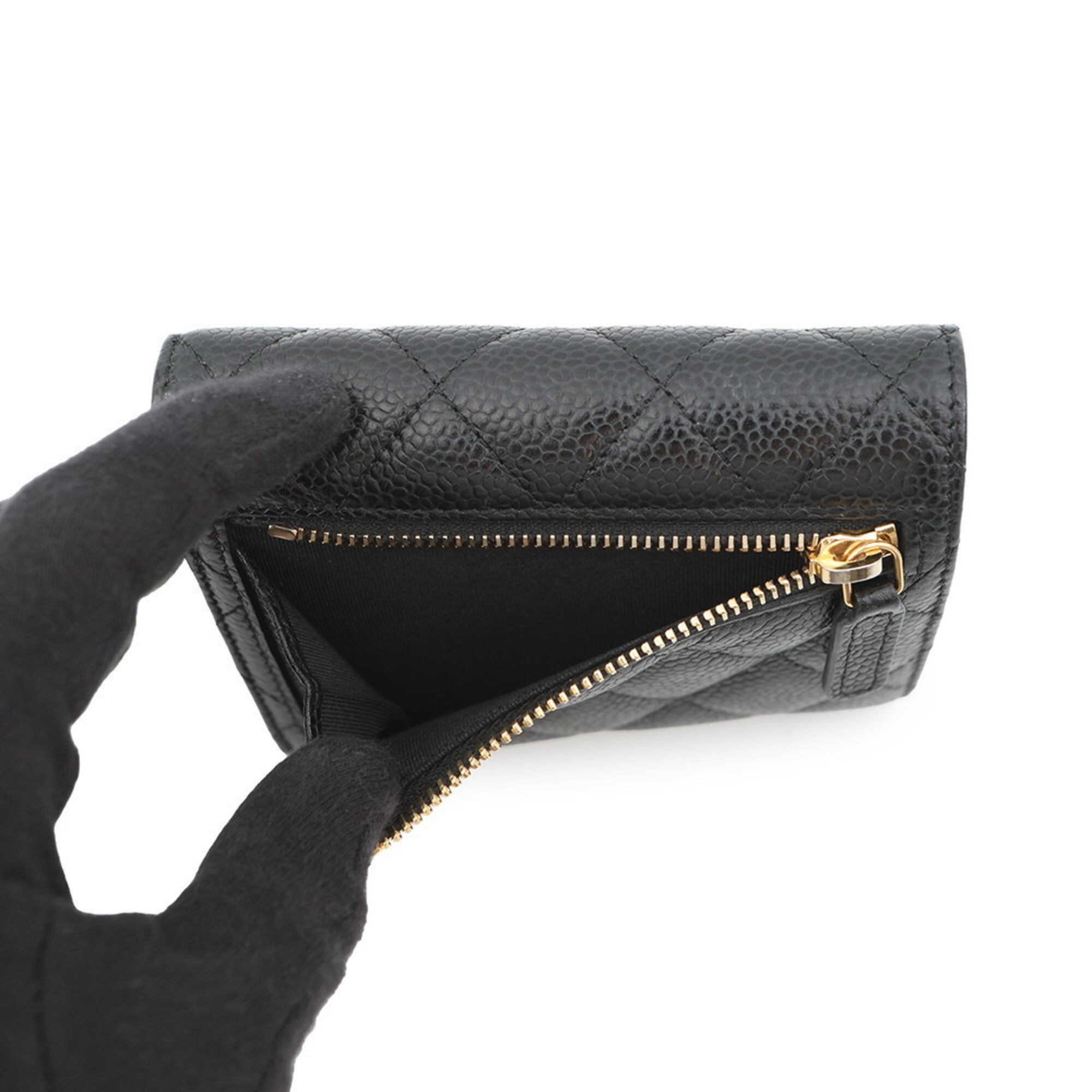 Chanel Black Grained Calfskin Wallet (Tri-Fold) (Pre-Owned)