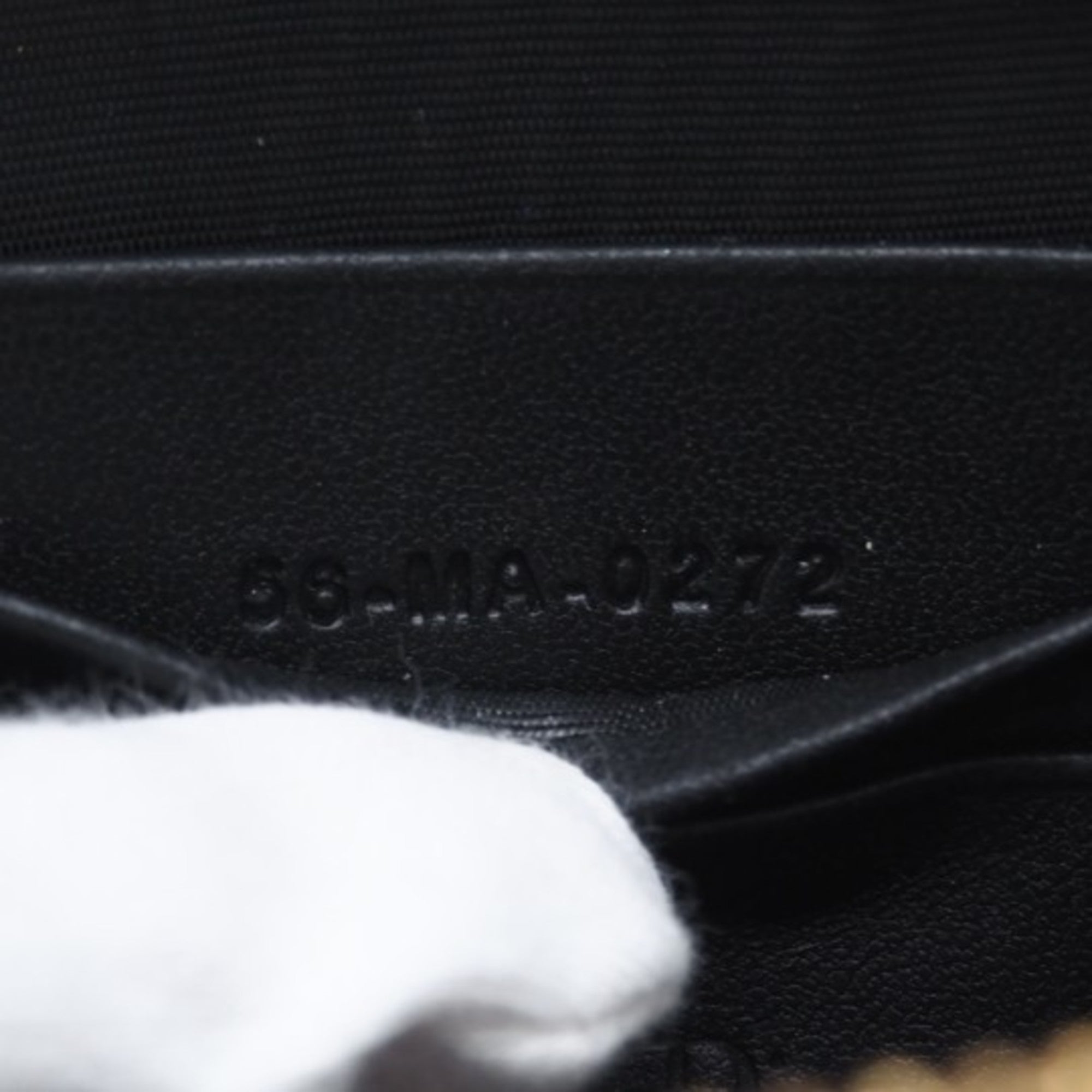 Christian Dior Black Leather Shoulder Bag (Pre-Owned)