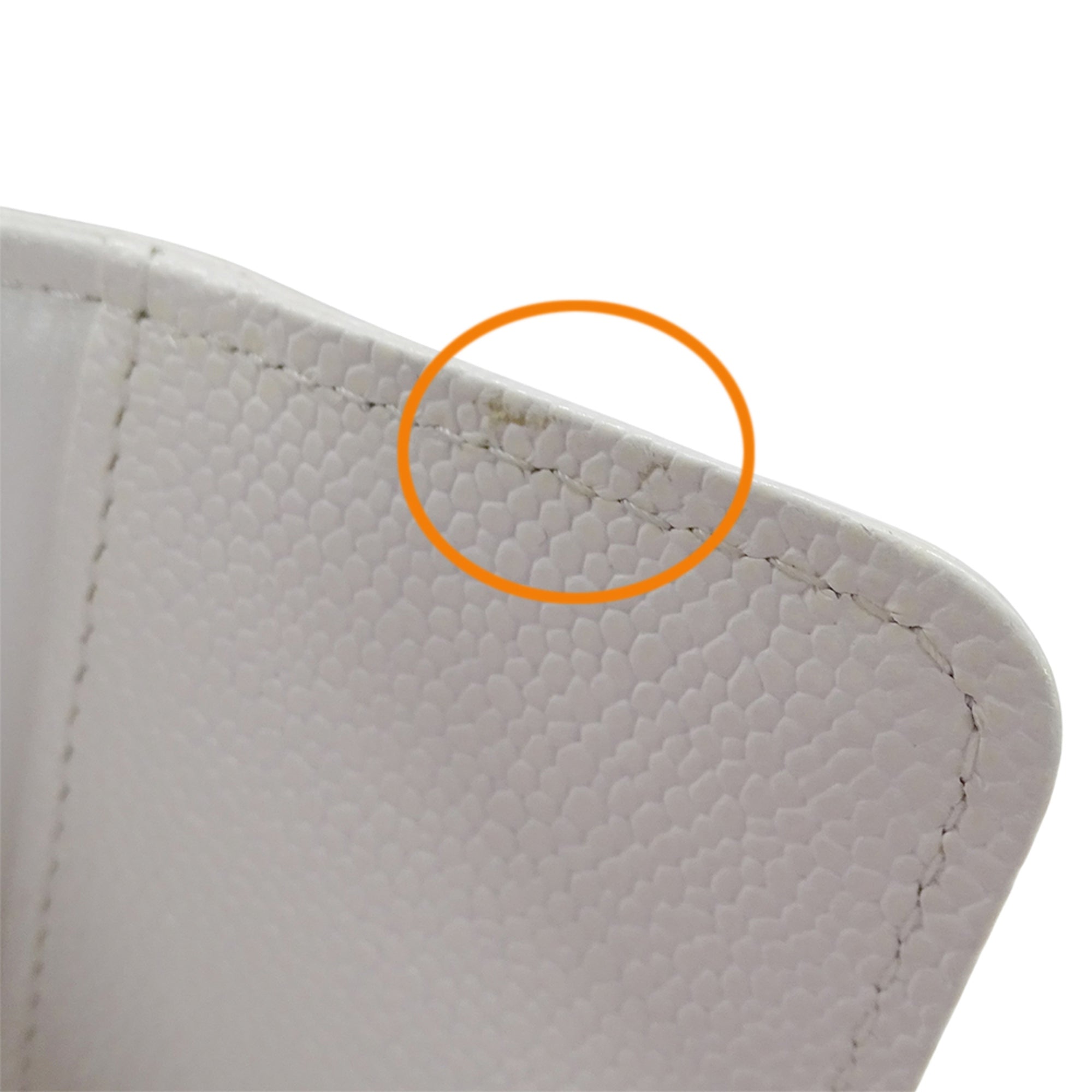 Chanel White Grained Calfskin Wallet (Tri-Fold) (Pre-Owned)