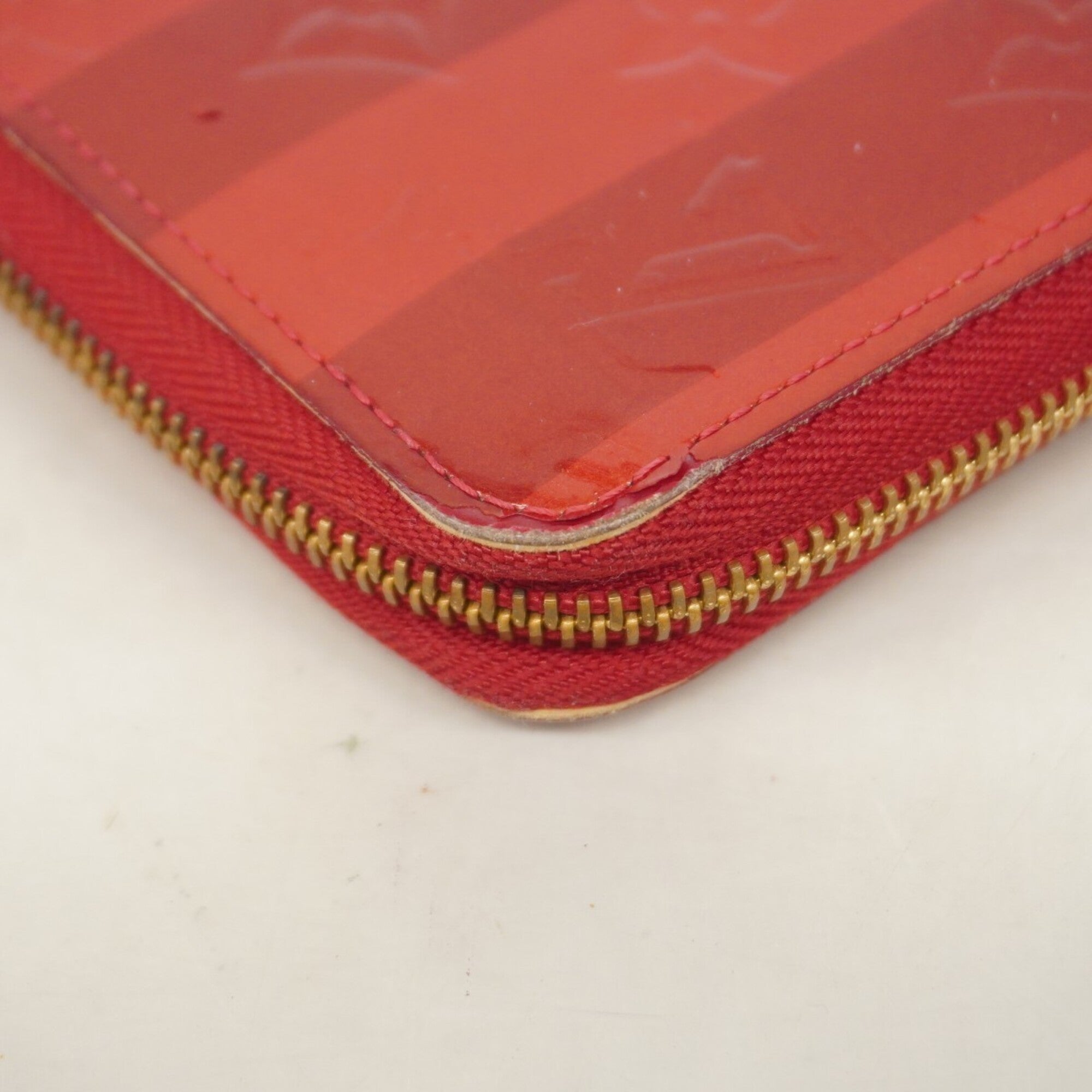 Louis Vuitton Red Color Long Wallet (Bi-Fold) (Pre-Owned)