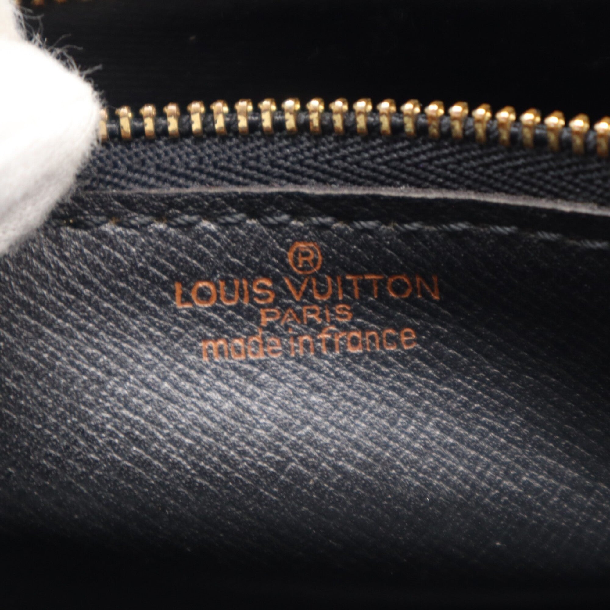Louis Vuitton Epi Black Noir Leather Shoulder Bag (Pre-Owned)