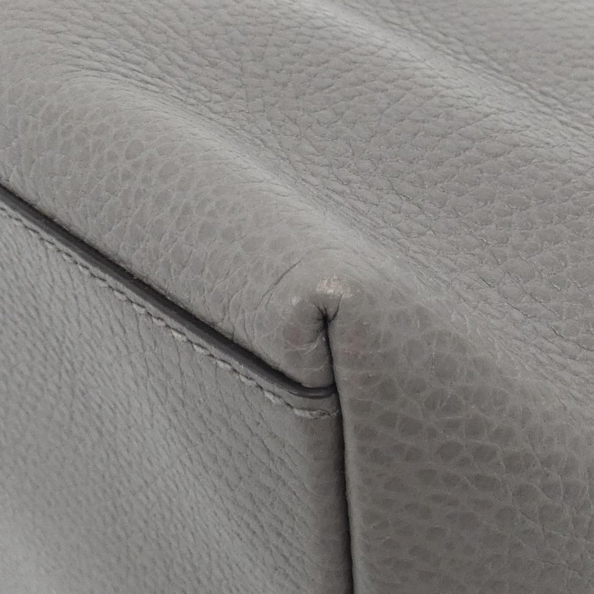 Gucci Gray Leather Handbag (Pre-Owned)