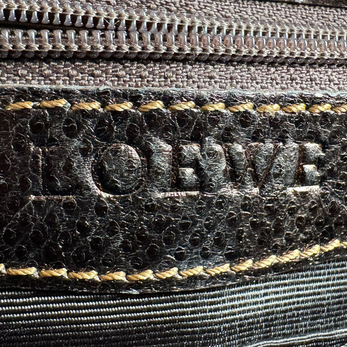 Loewe Brown Gray Leather Handbag (Pre-Owned)