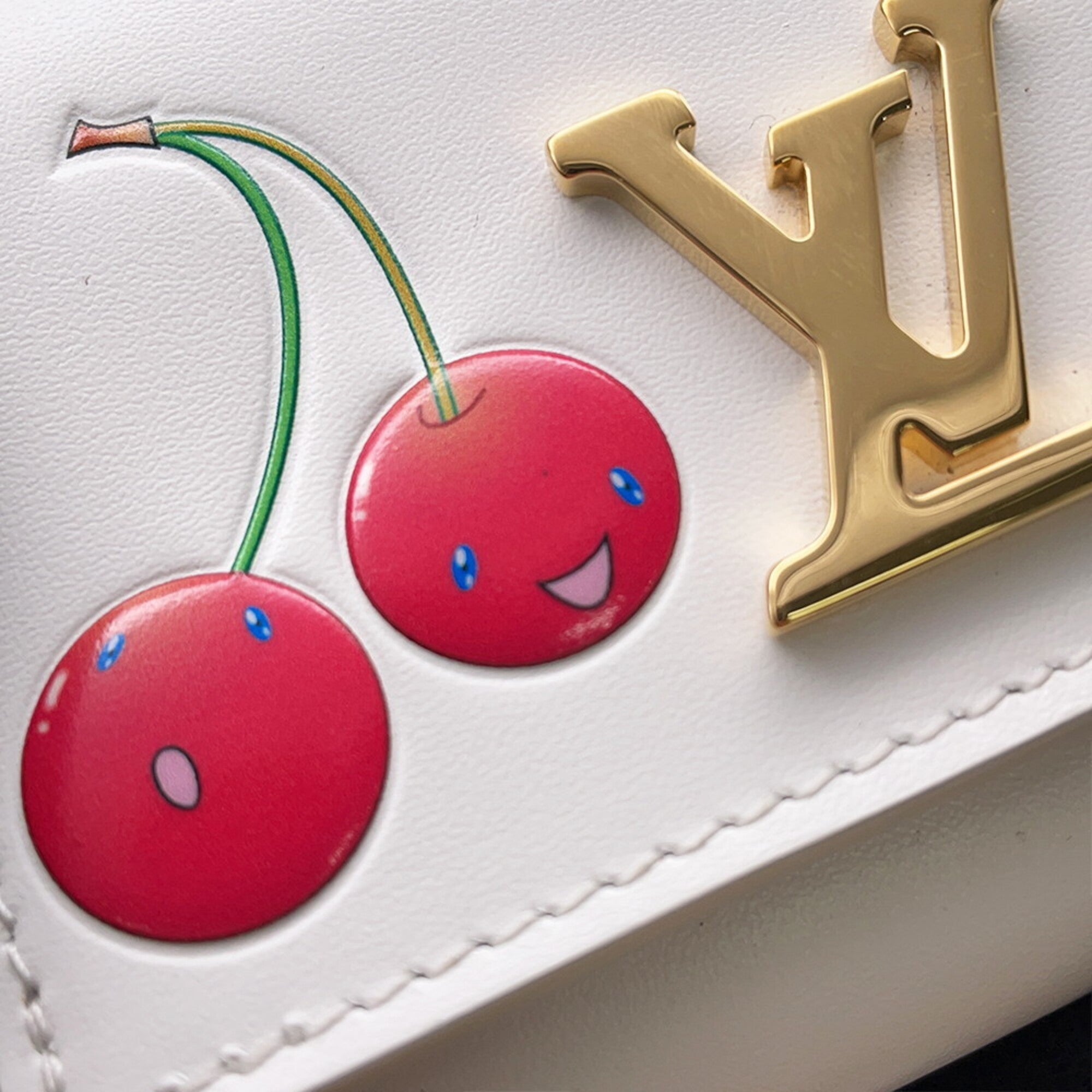 Louis Vuitton White Leather Wallet (Bi-Fold) (Pre-Owned)