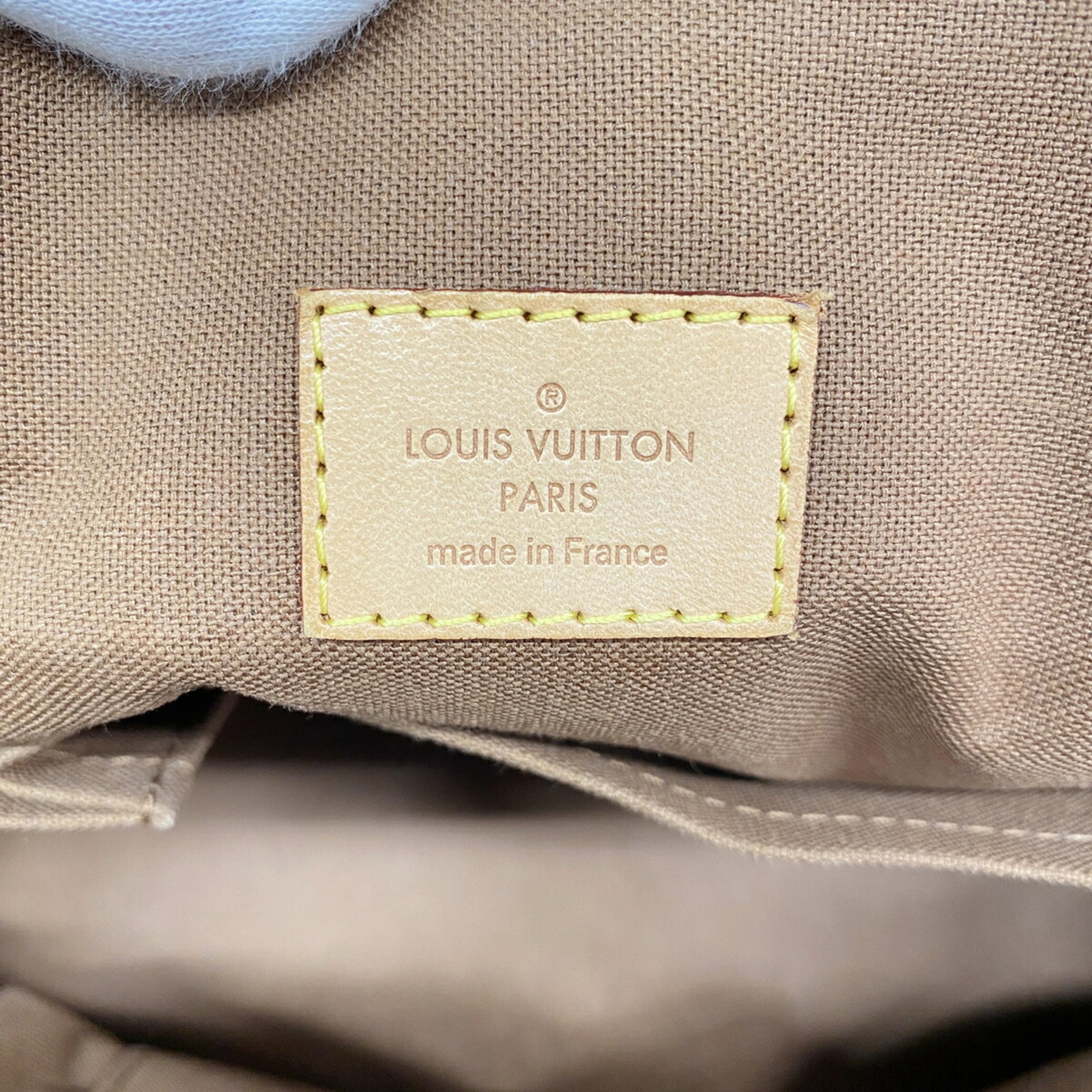 Louis Vuitton Brown Handbag (Pre-Owned)