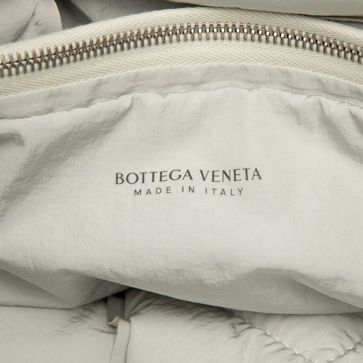 Bottega Veneta White Leather Tote Bag (Pre-Owned)