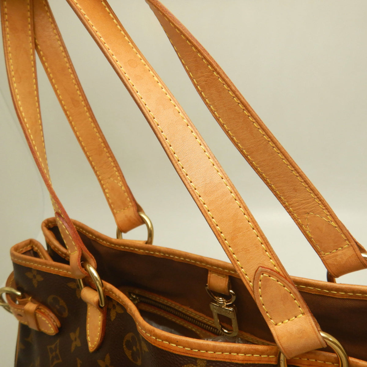 Louis Vuitton Brown Monogram Monogram Shoulder Bag (Pre-Owned)