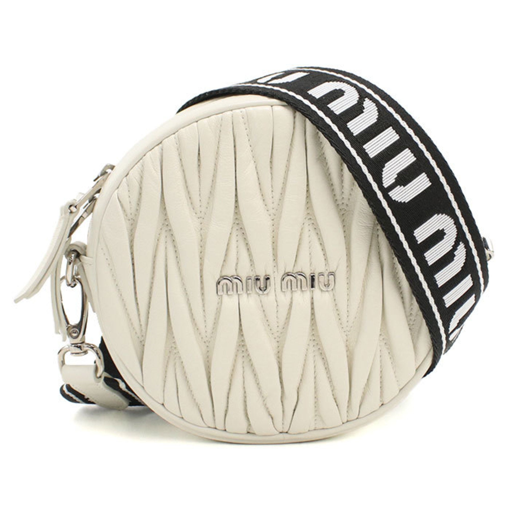 Miu Miu Matelasse White Leather Shoulder Bag (Pre-Owned)