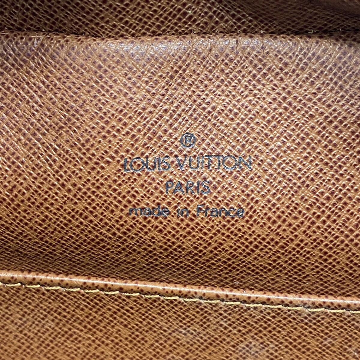 Louis Vuitton Brown Shoulder Bag (Pre-Owned)