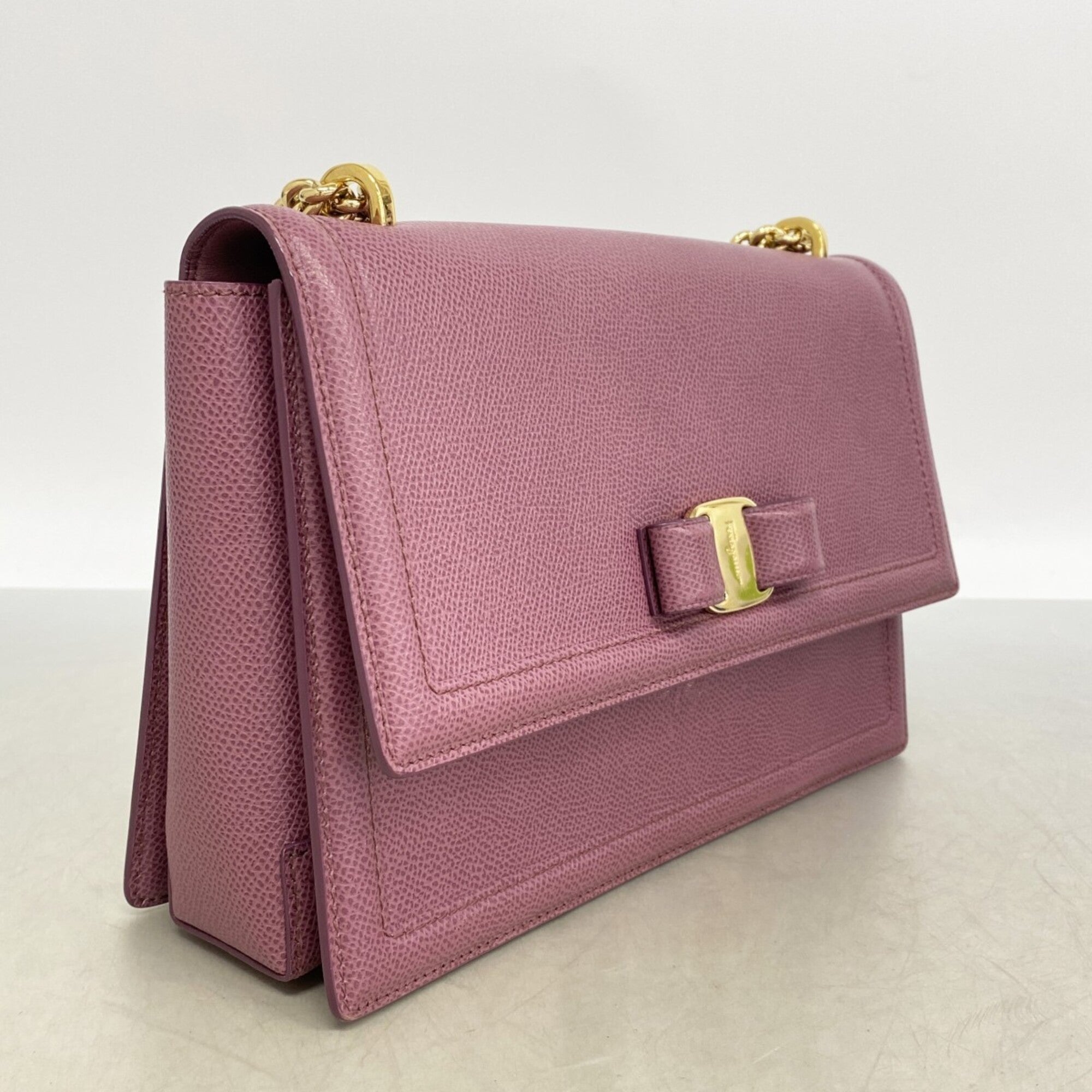 Salvatore Ferragamo Purple Leather Shoulder Bag (Pre-Owned)