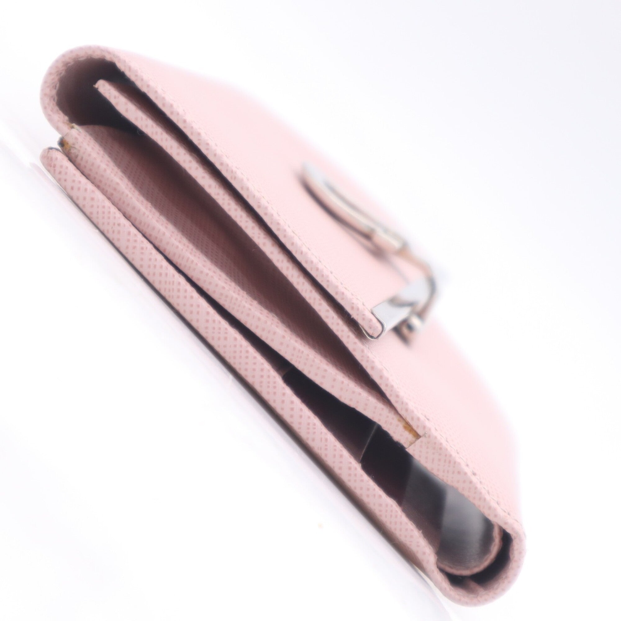 Salvatore Ferragamo Gancini Pink Leather Wallet (Bi-Fold) (Pre-Owned)