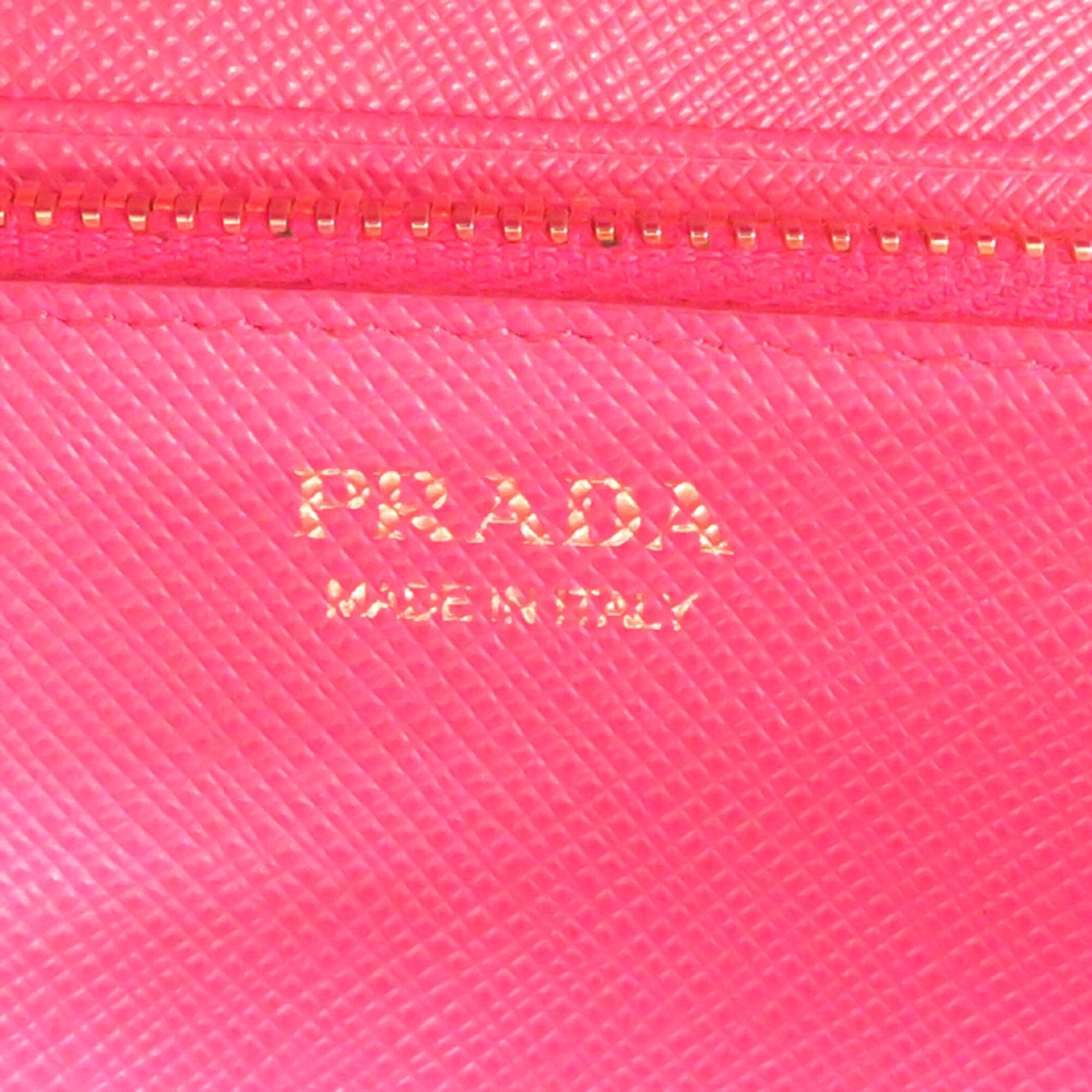 Prada Pink Leather Wallet (Bi-Fold) (Pre-Owned)