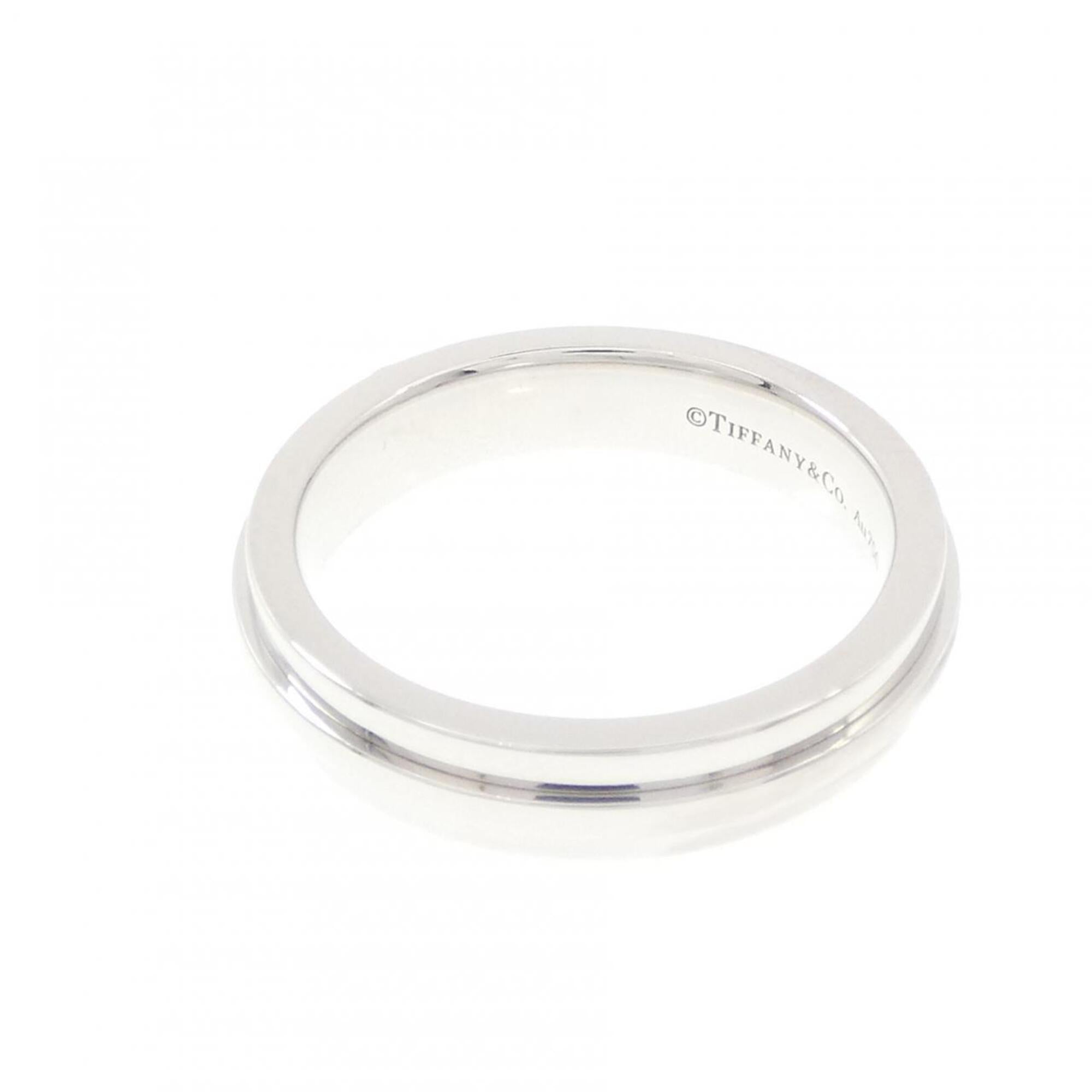 Tiffany White Gold (18K) Band Ring (Pre-Owned)